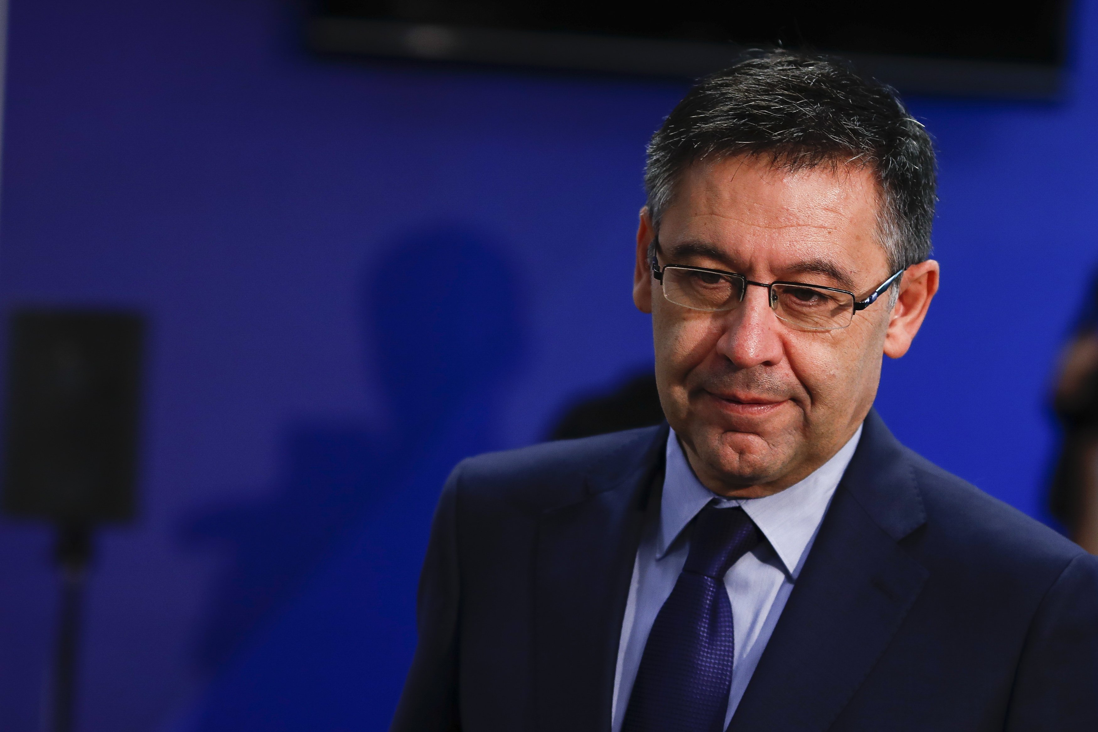 Bartomeu quiere una rebaja salarial a costa de hipotecar al próximo presidente