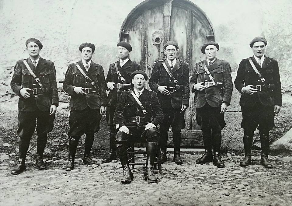 Primer cuerpo de policía de Andorra (1931). Fuente Blog Andorra Antigua