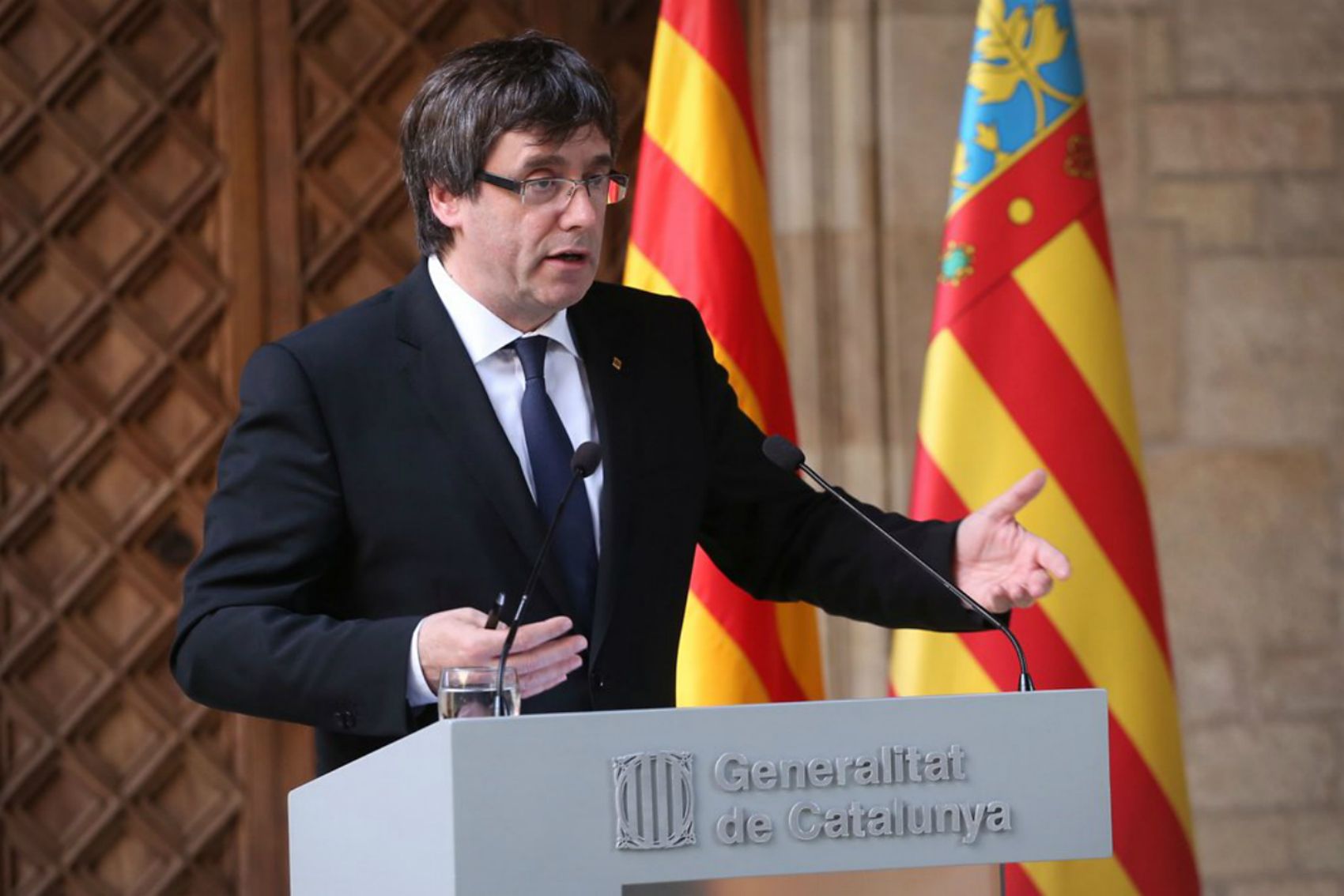 Puigdemont defensa l'estelada i planta el Rei a la final de la Copa