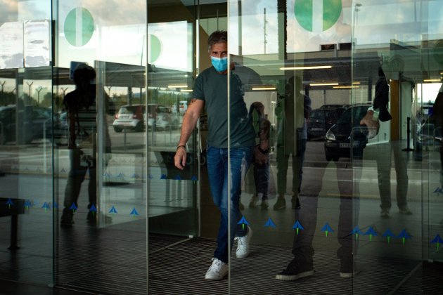 Jorge Messi aeroport barcelona el prat barca EFE