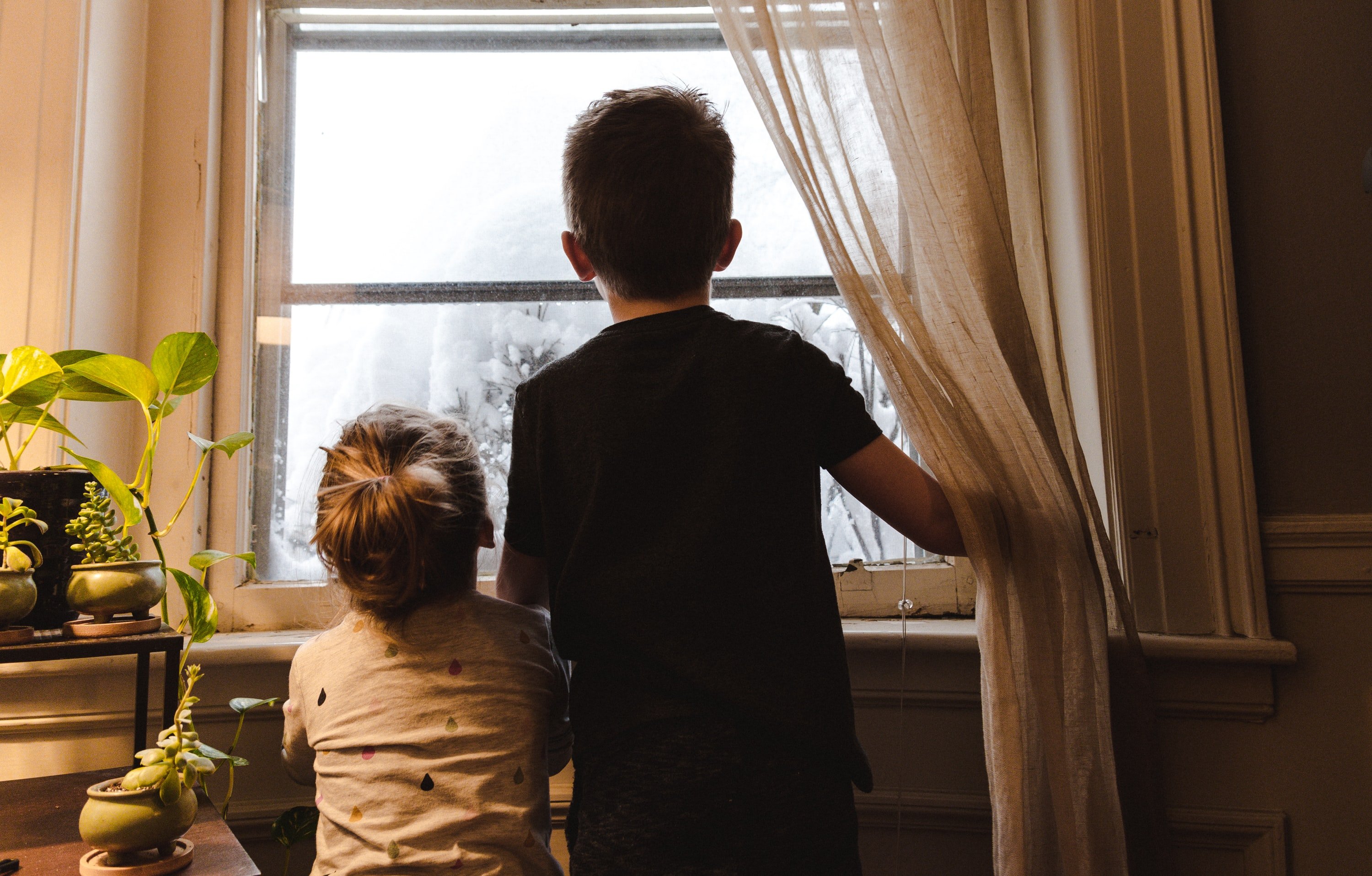 Los niños pueden tener anticuerpos de la Covid y virus en su sistema a la vez