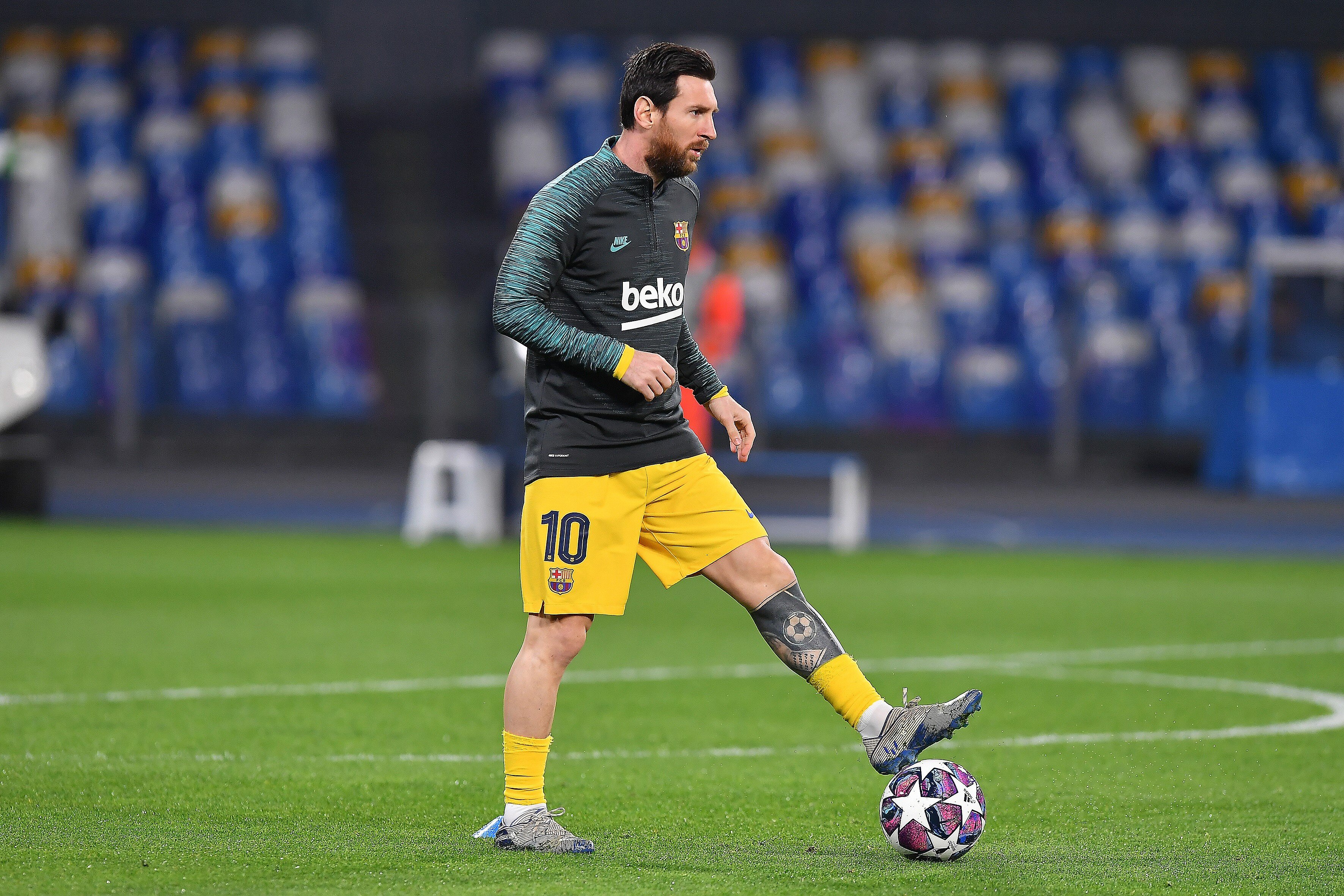 El padre de Messi duda de que el argentino salga del Barça