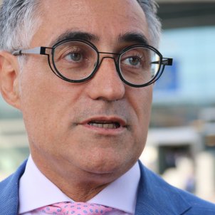 Tremosa: "CaixaBank tendría que volver a tener la sede en Barcelona"