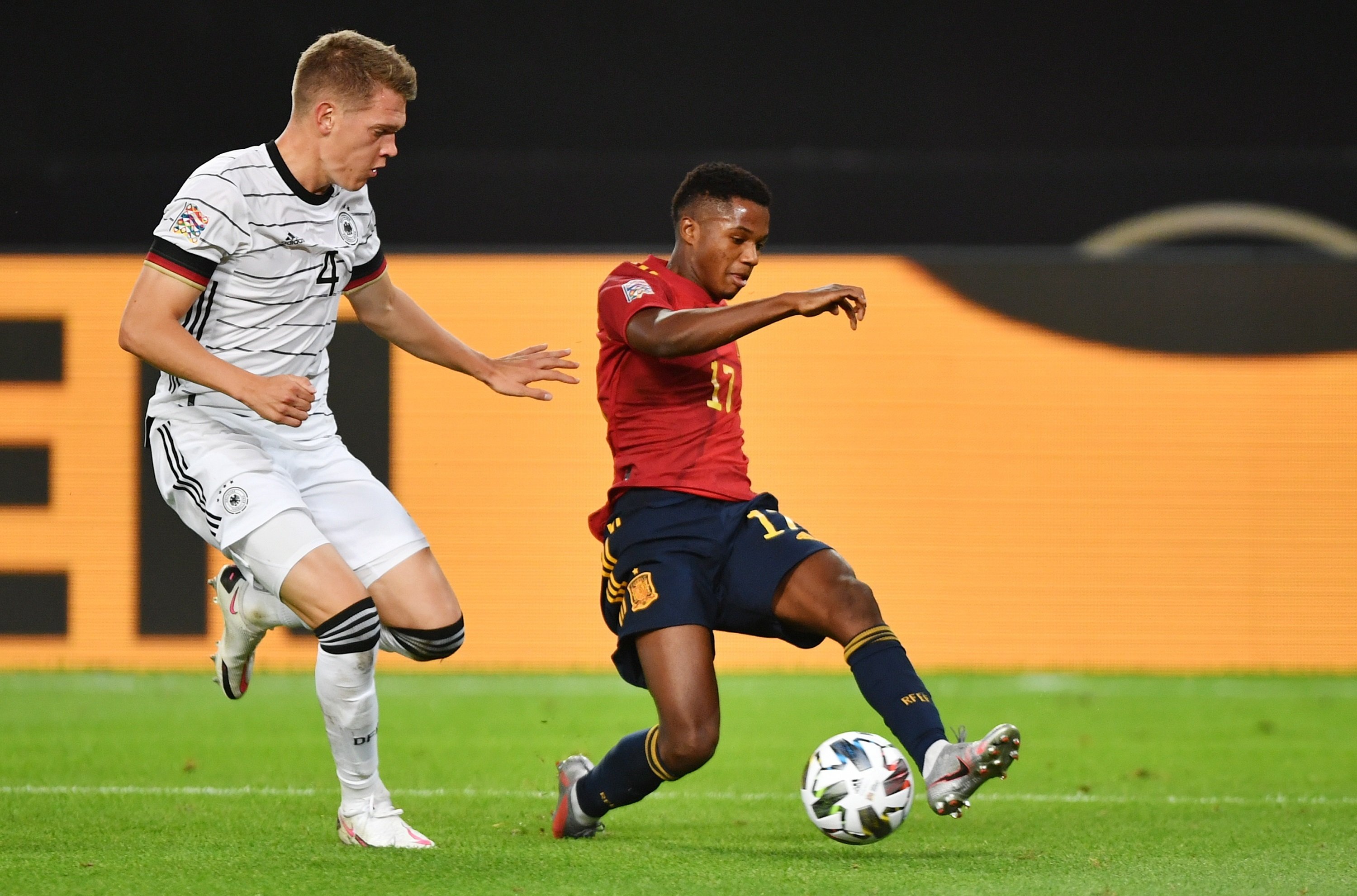 Empat d'última hora d'Espanya contra Alemanya en el debut d'Ansu Fati (1-1)