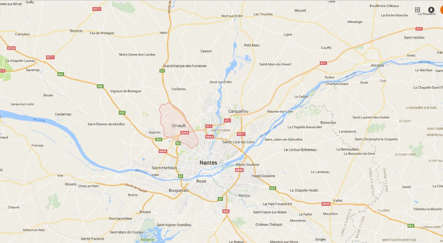 Un home assassina quatre familiars a Nantes per una herència