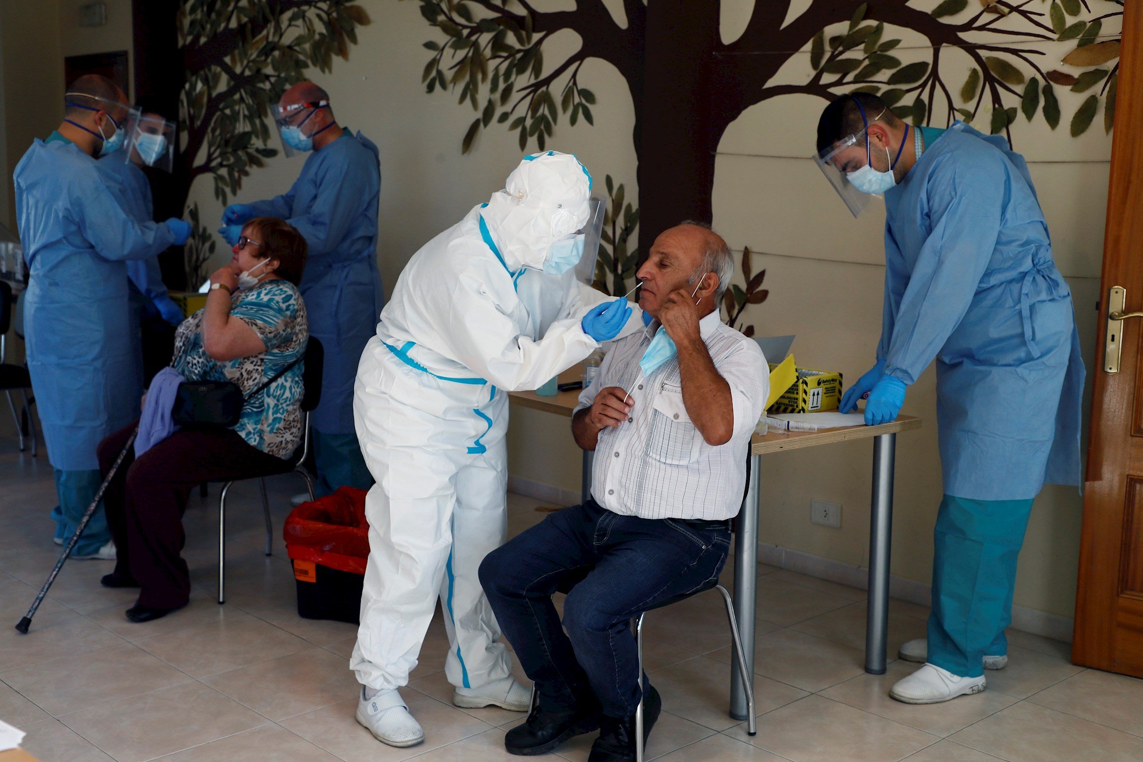 Espanya pateix el pitjor repunt de contagis de coronavirus