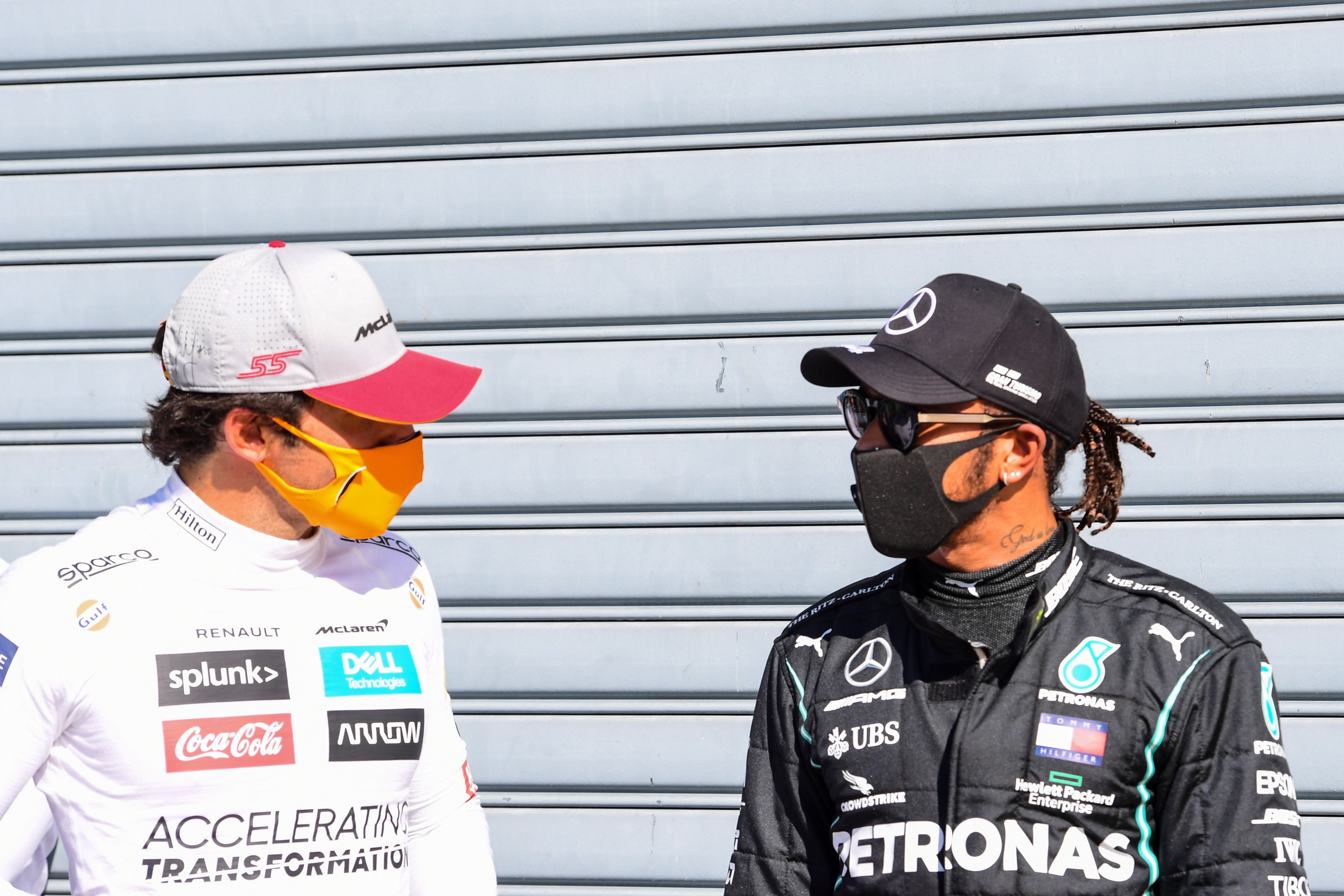 Lewis Hamilton Carlos Sainz Mercedes mclaren EFE