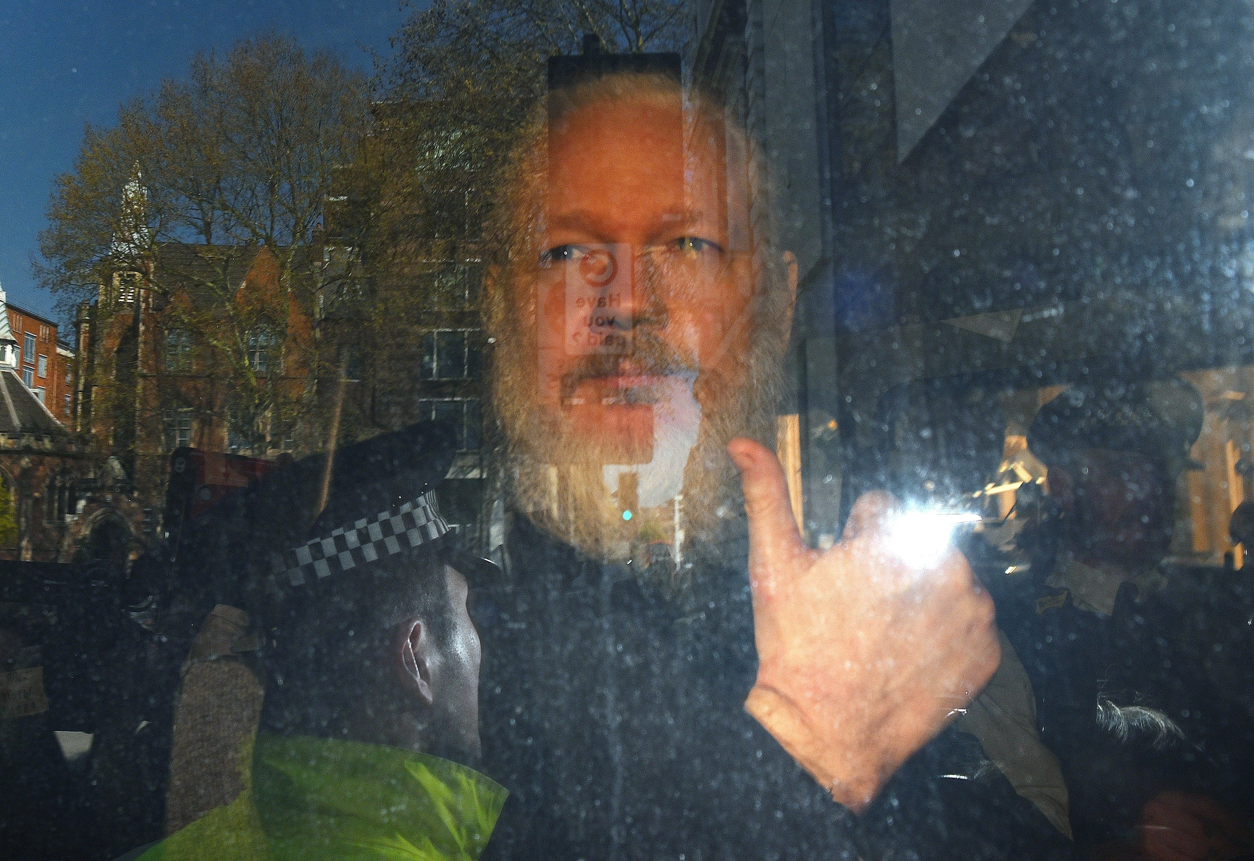 La justicia británica emitirá el 20 de abril la orden de extradición de Assange