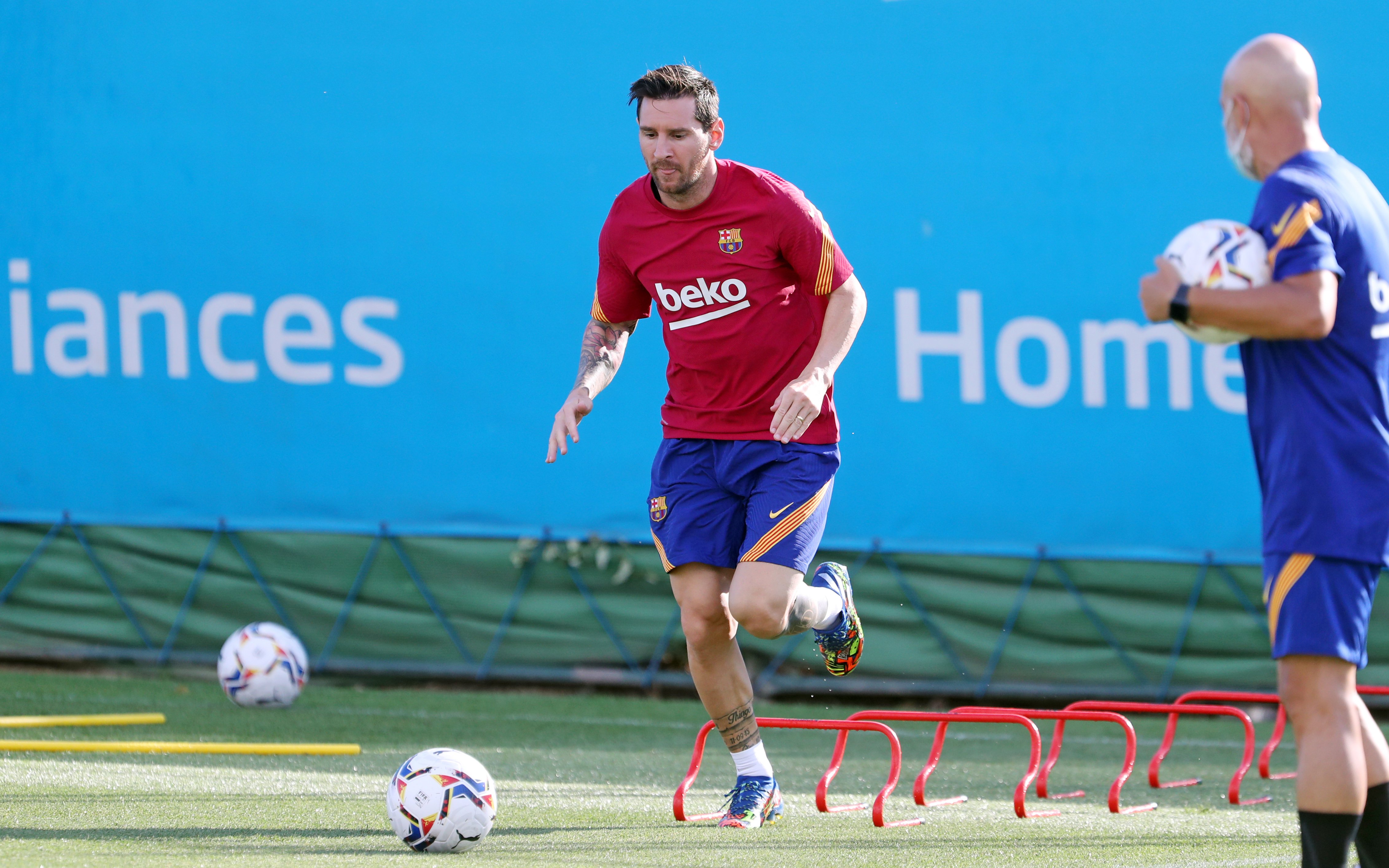 VÍDEO | Así ha sido la vuelta de Messi a los entrenamientos del Barça