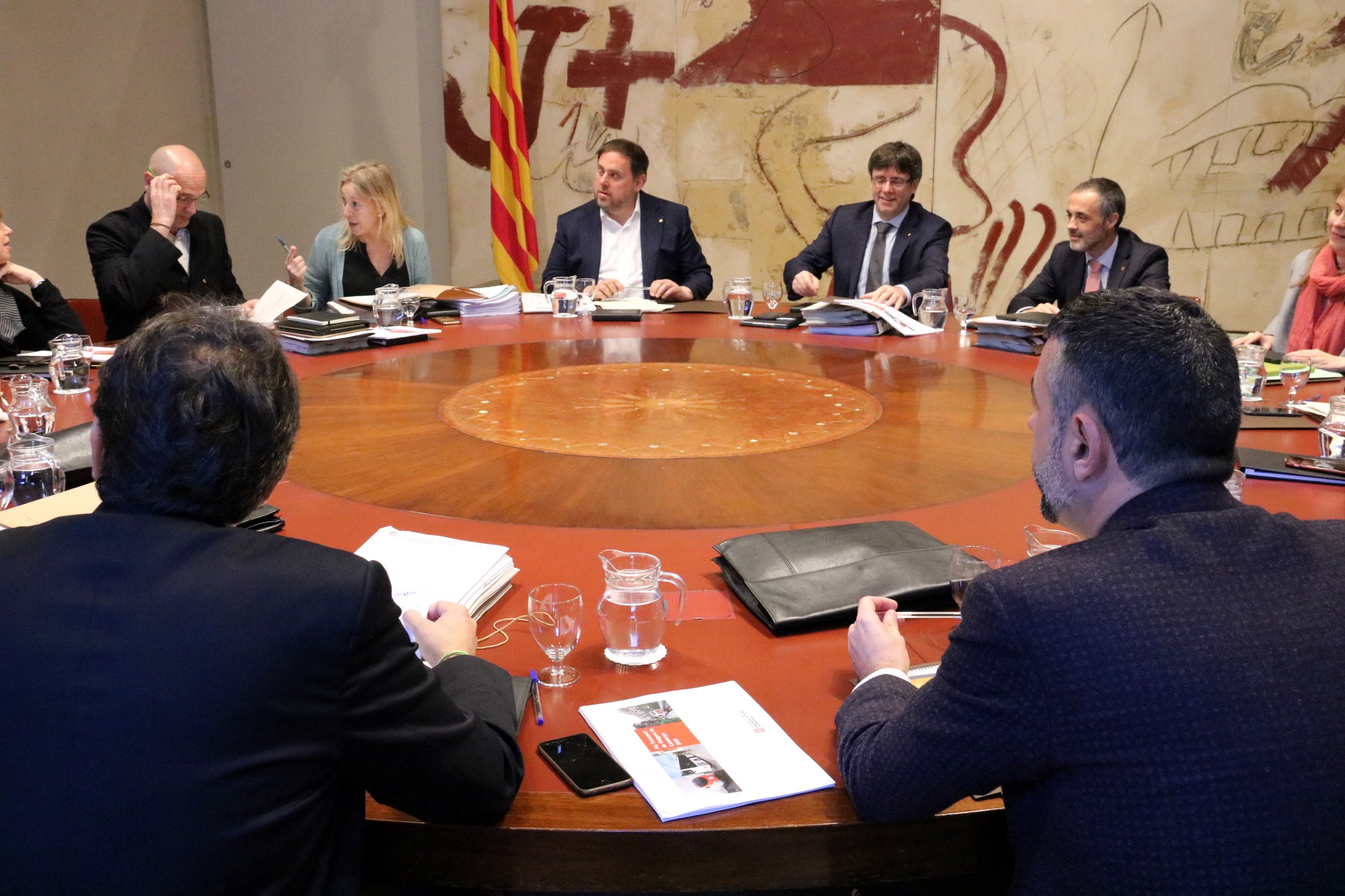 El Govern encarrega a Junqueras buscar una sortida amb la CUP per als pressupostos