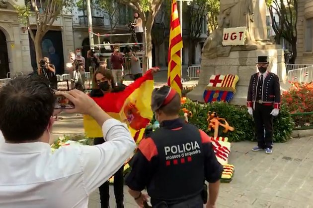 CAKE MINUESA DIADA 2020 MOSSOS - MAR ACERO_03