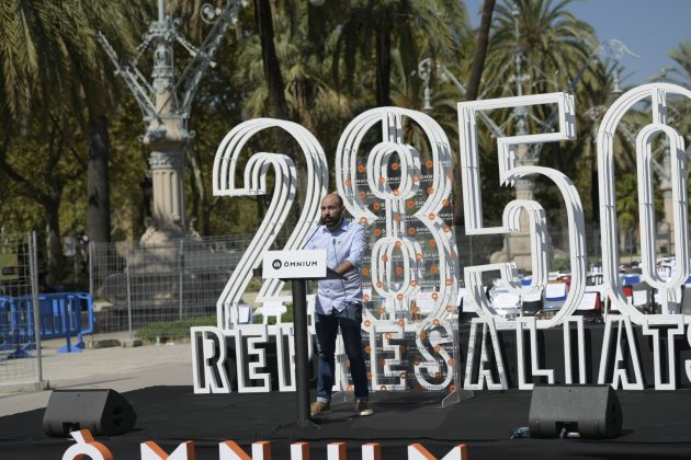 Acto Diada 2020 Òmnium Marcel Mauri Maria COntreras Cuello|Garganta