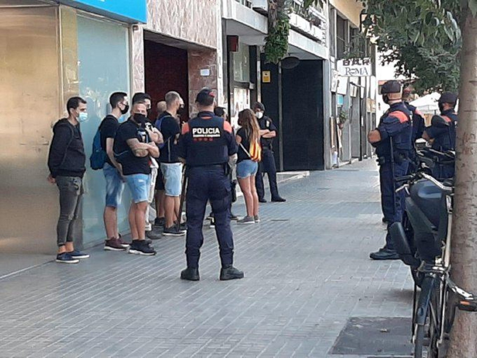 Alerta Solidària denuncia "identificaciones ilegales" de los Mossos d'Esquadra