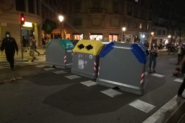 contenidors manifestació cdr diada 2020 - Marc González