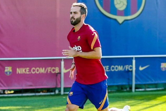 Miralem Pjanic entrenamiento Barça FCB