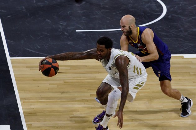 Calathes Trey Thomkins supercopa EFE