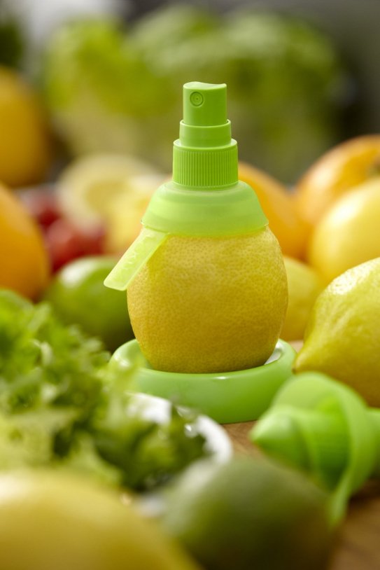 Exprimidor de cítricos Citrus Spray  Diseño de Alberto Arza y Joan Rojesky  Producido por Lékué