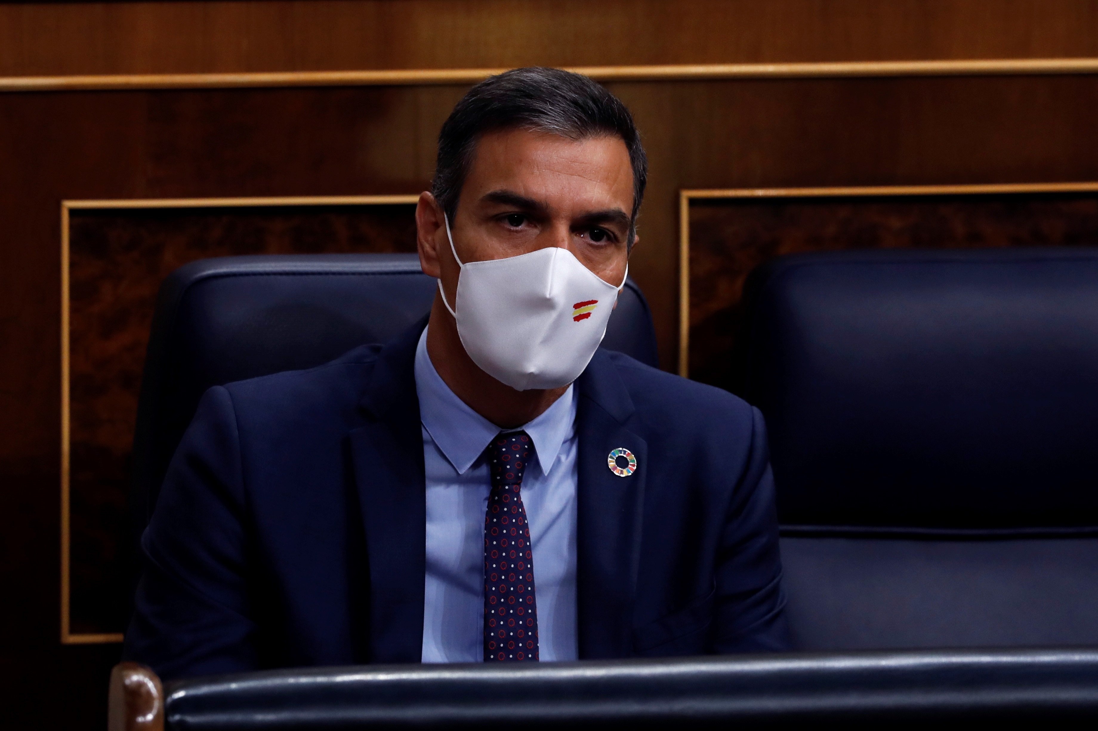 Sánchez, a Casado: "El recorte que necesitamos es el de la corrupción del PP"