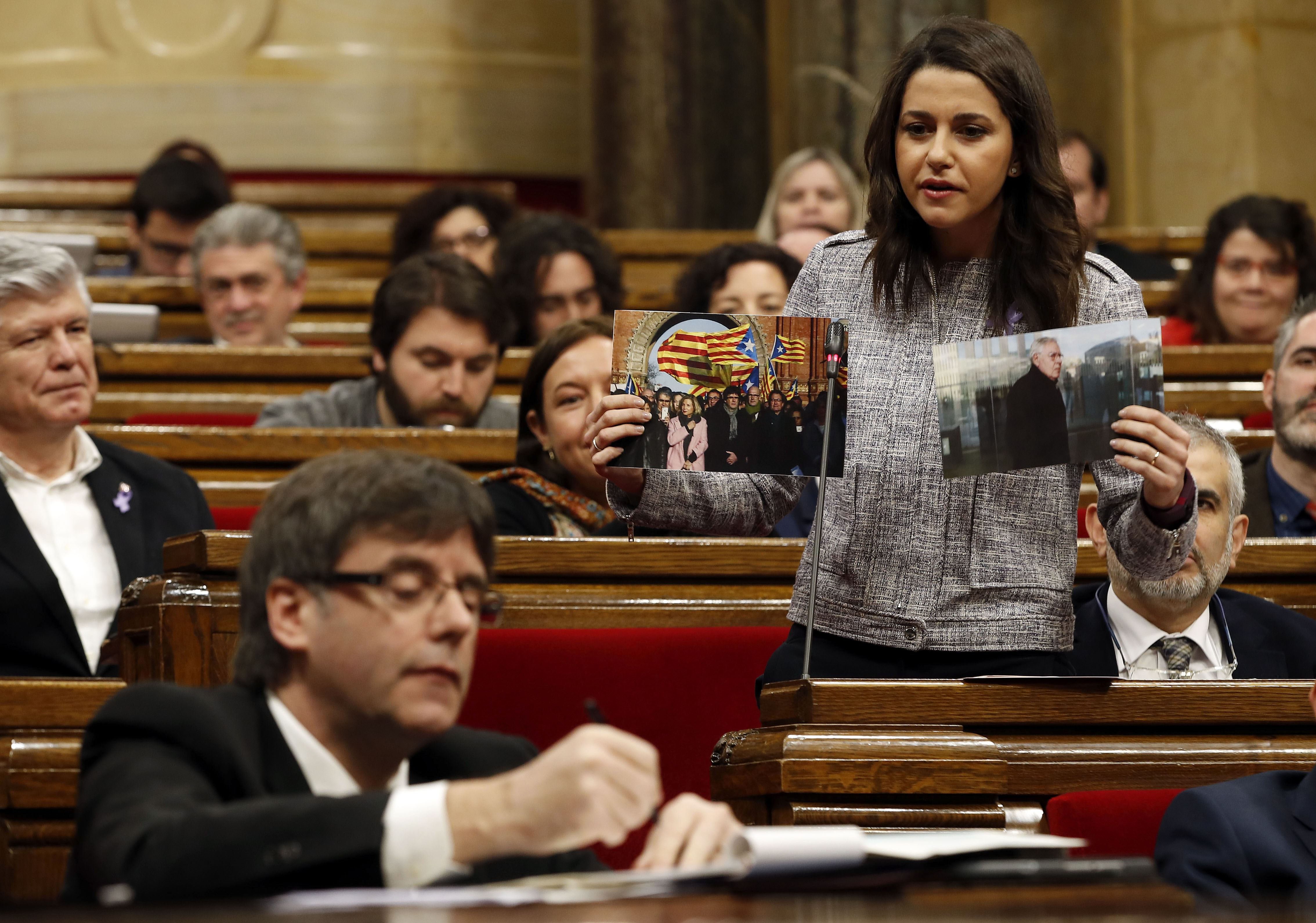 Un error de Cs al Parlament tomba 780 esmenes aprovades de l'oposició