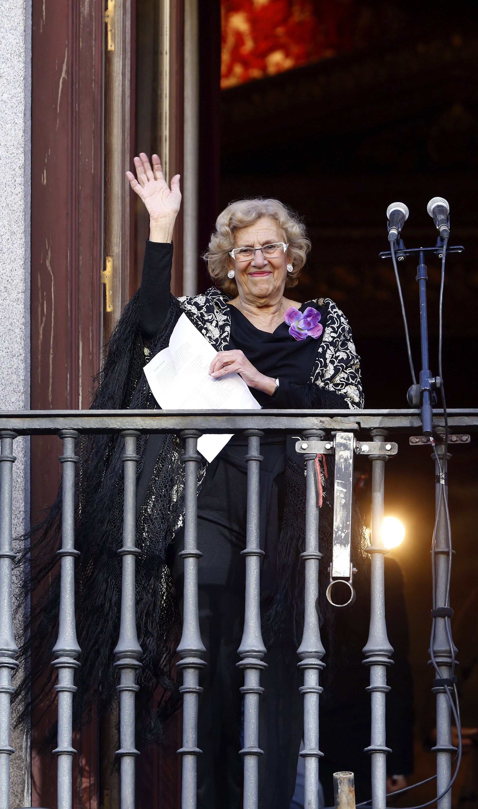 Carmena se suma a Puigdemont y Colau y no irá a la final de la Copa