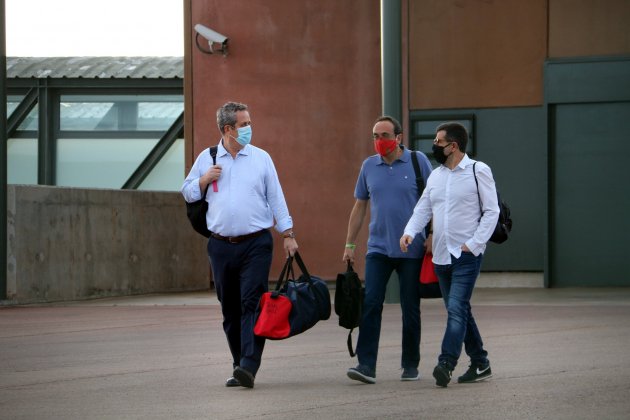 Josep Rull Joaquim Forn i Jordi Sànchez sortint de Lledoners 2020 ACN