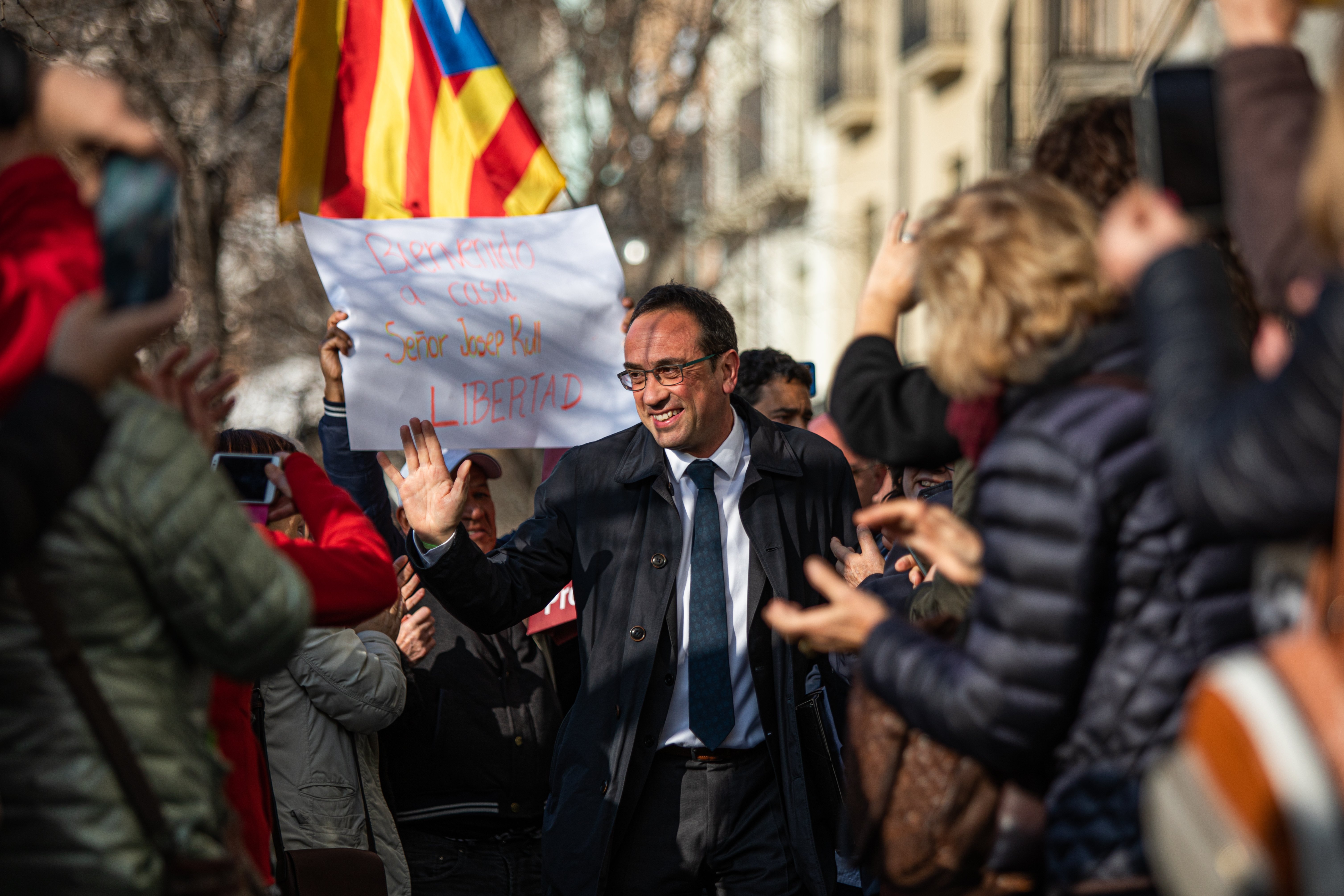Rull entrega al Arxiu Nacional de Catalunya 10.500 cartas recibidas en la cárcel