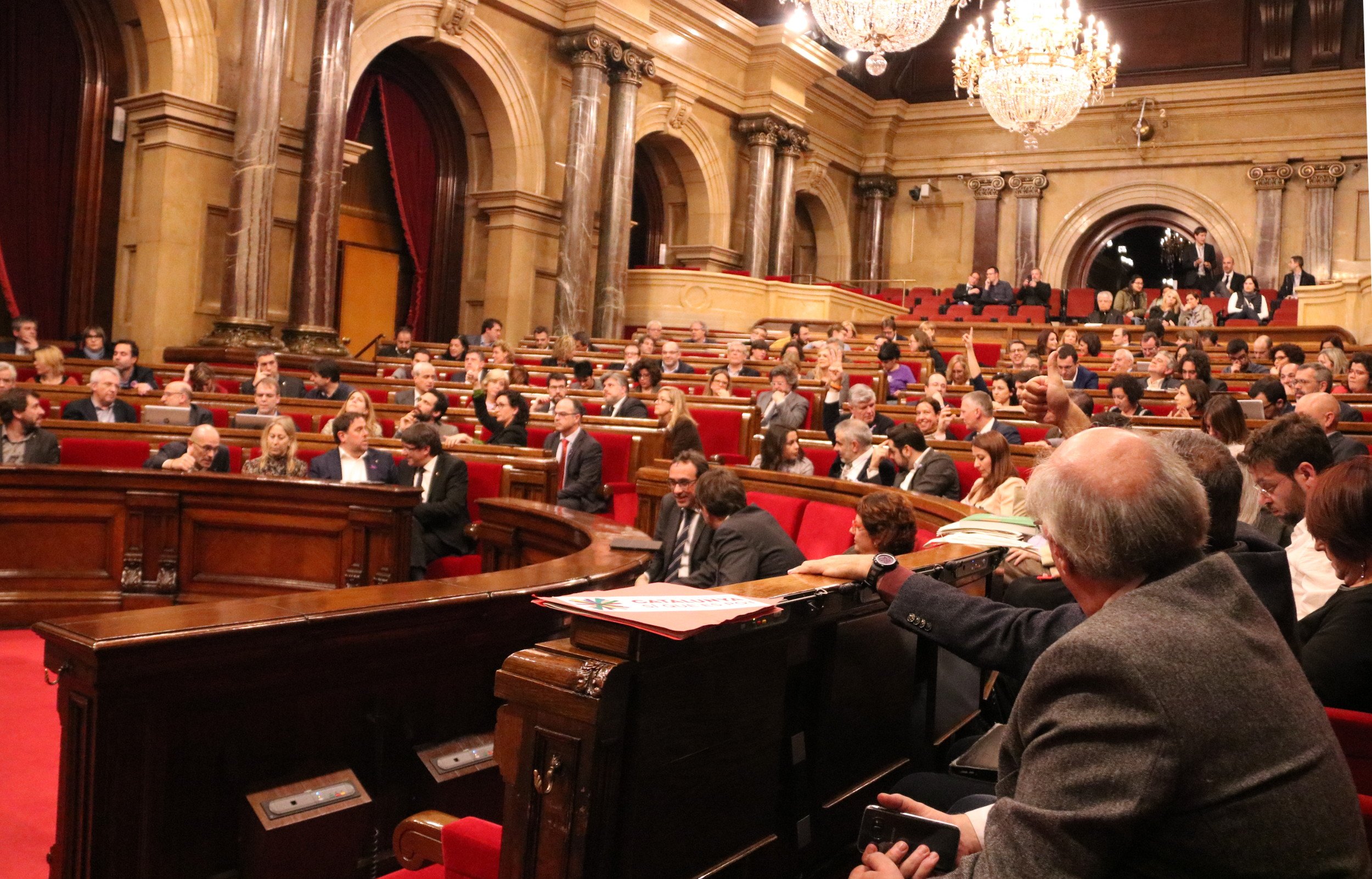 El Parlament crea una comisión para investigar la Operación Catalunya