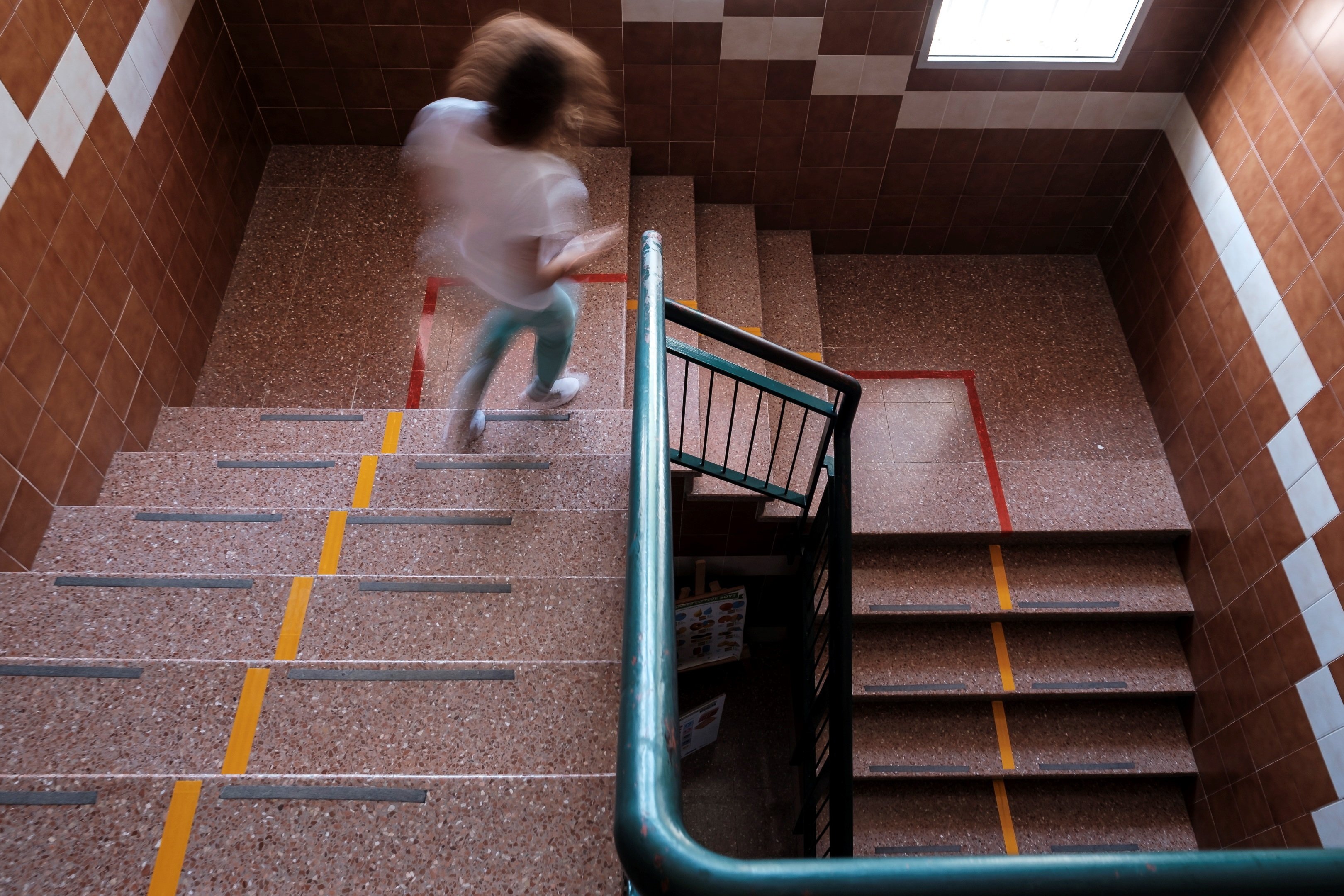 Catalunya suma más de 130 nuevas clases confinadas y 4 escuelas cerradas