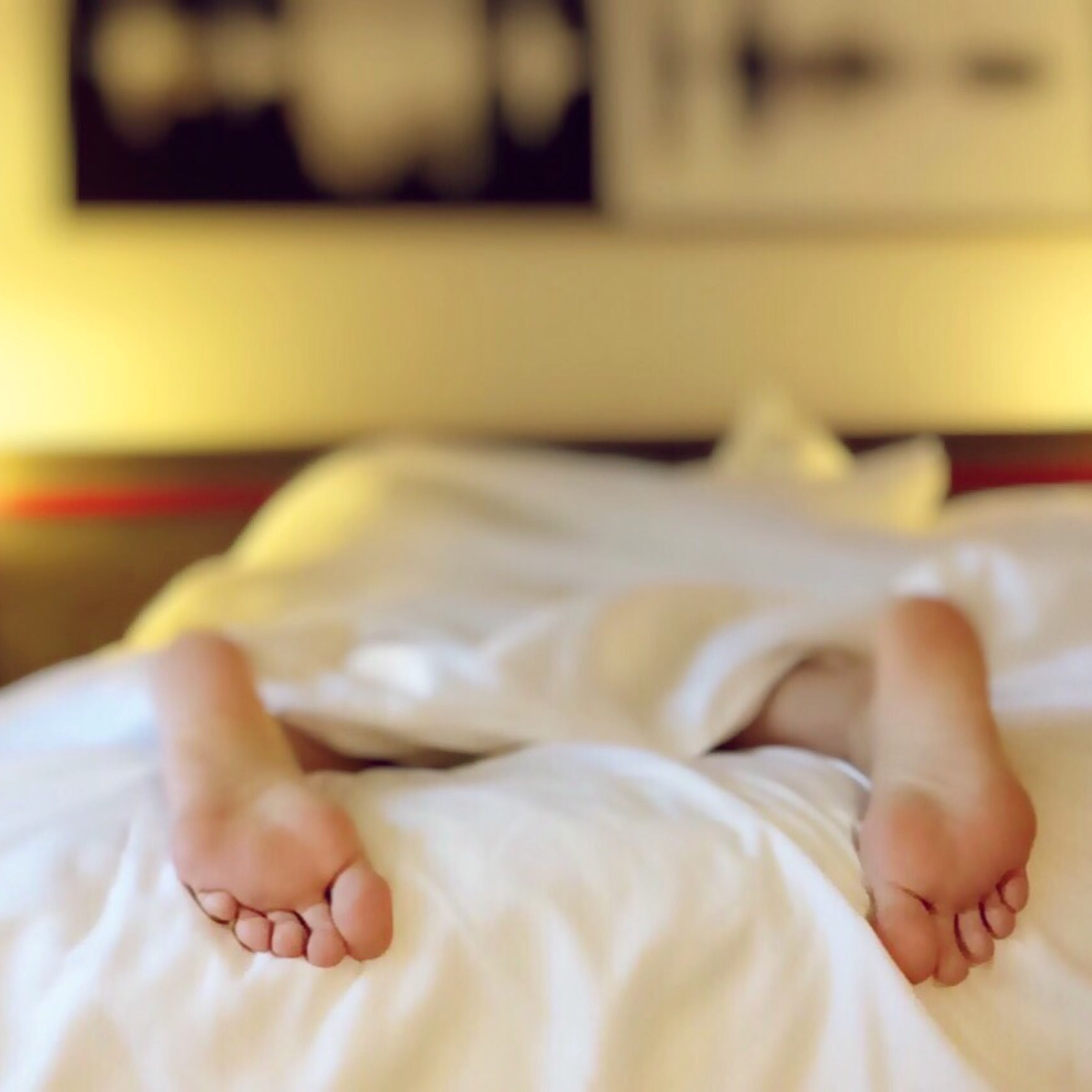 Dormir menos de lo que deberías te hace engordar