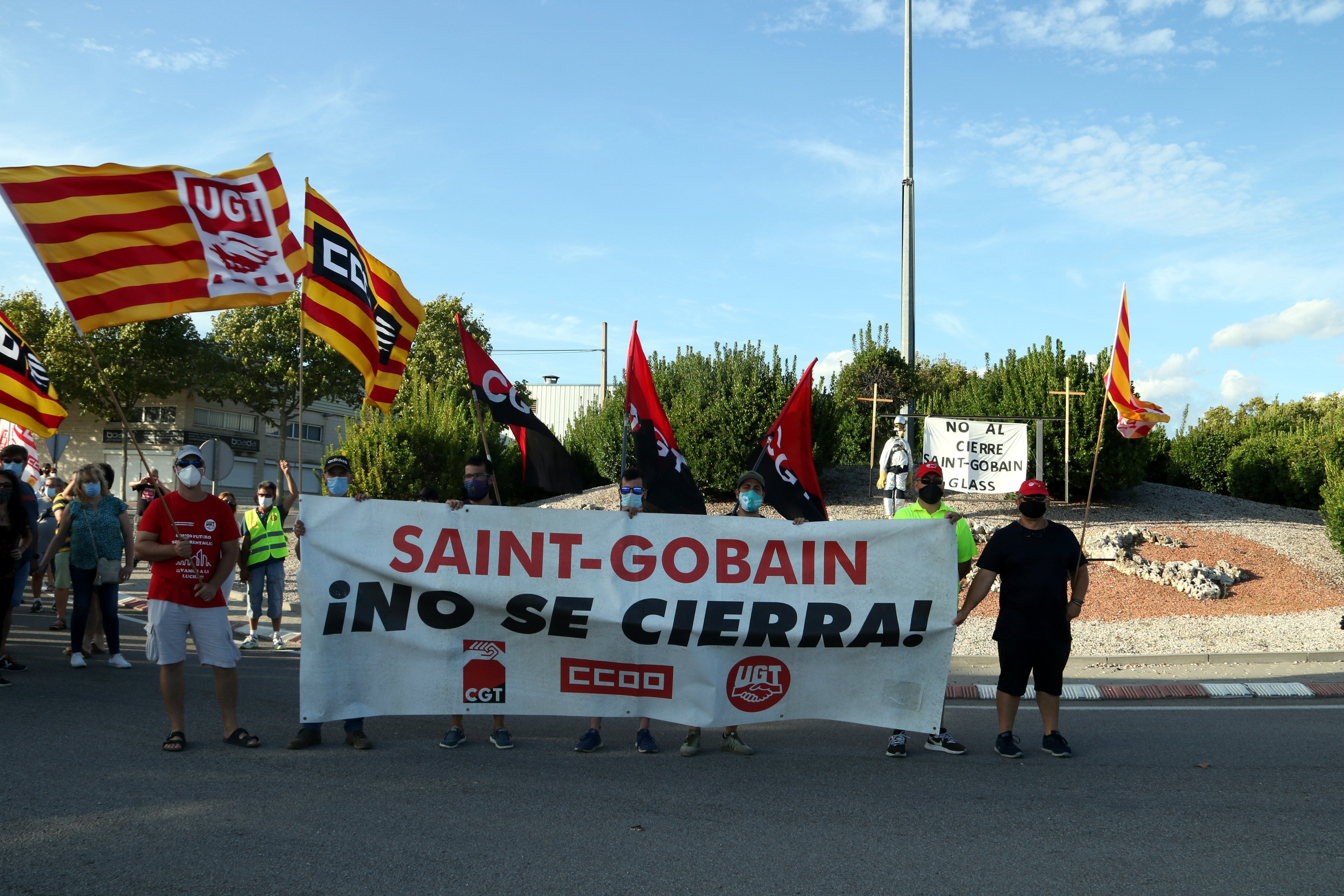 Acuerdo entre dirección y trabajadores de Saint Gobain para desconvocar la huelga