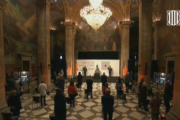 acte lliurament creu sant jordi els segadors