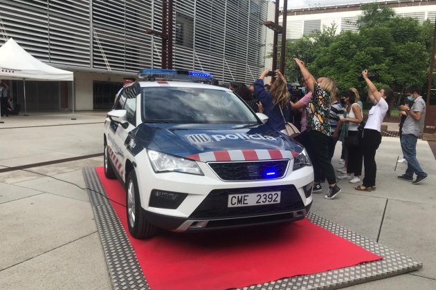 nuevo coche mossos - gema|yema liñán