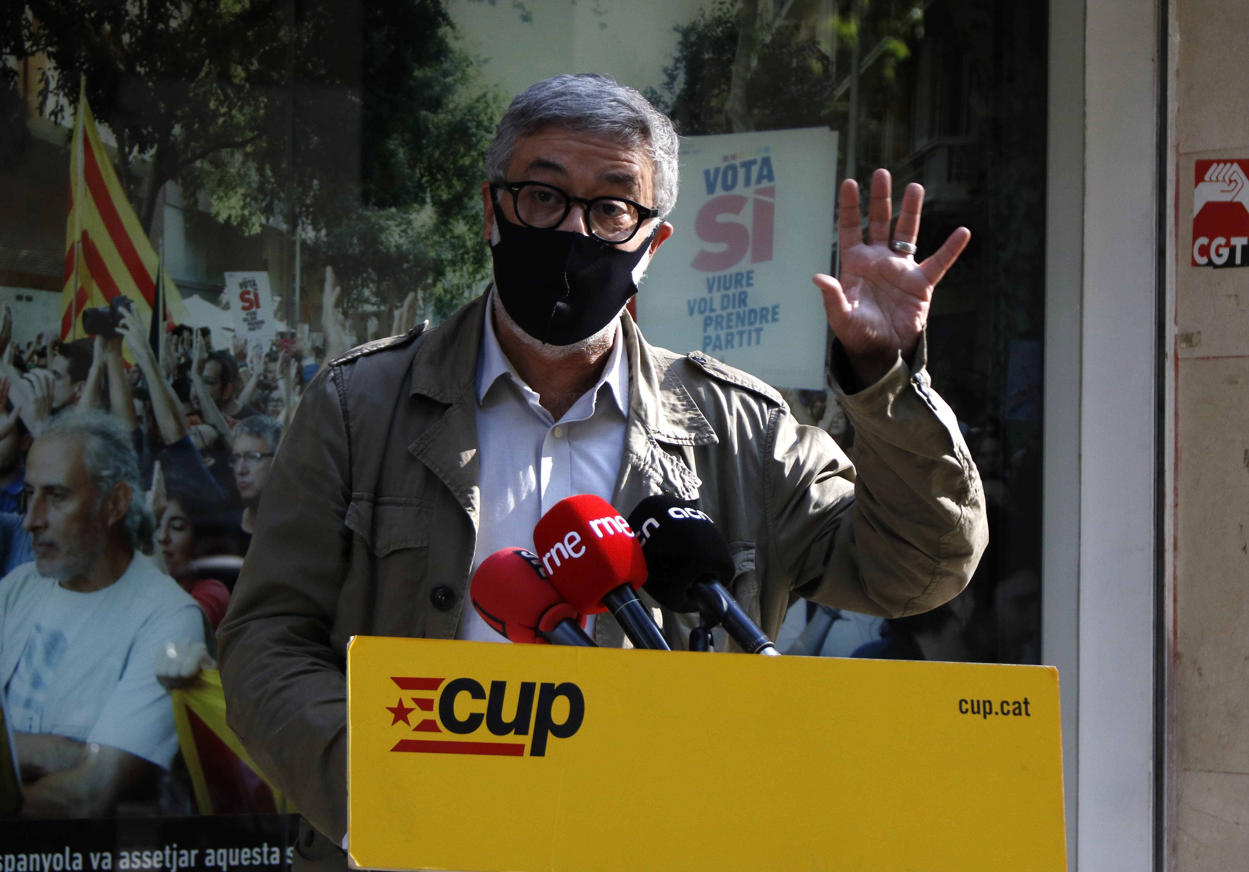 Ultimàtum de la CUP a JxCat i ERC per respondre a la inhabilitació de Torra