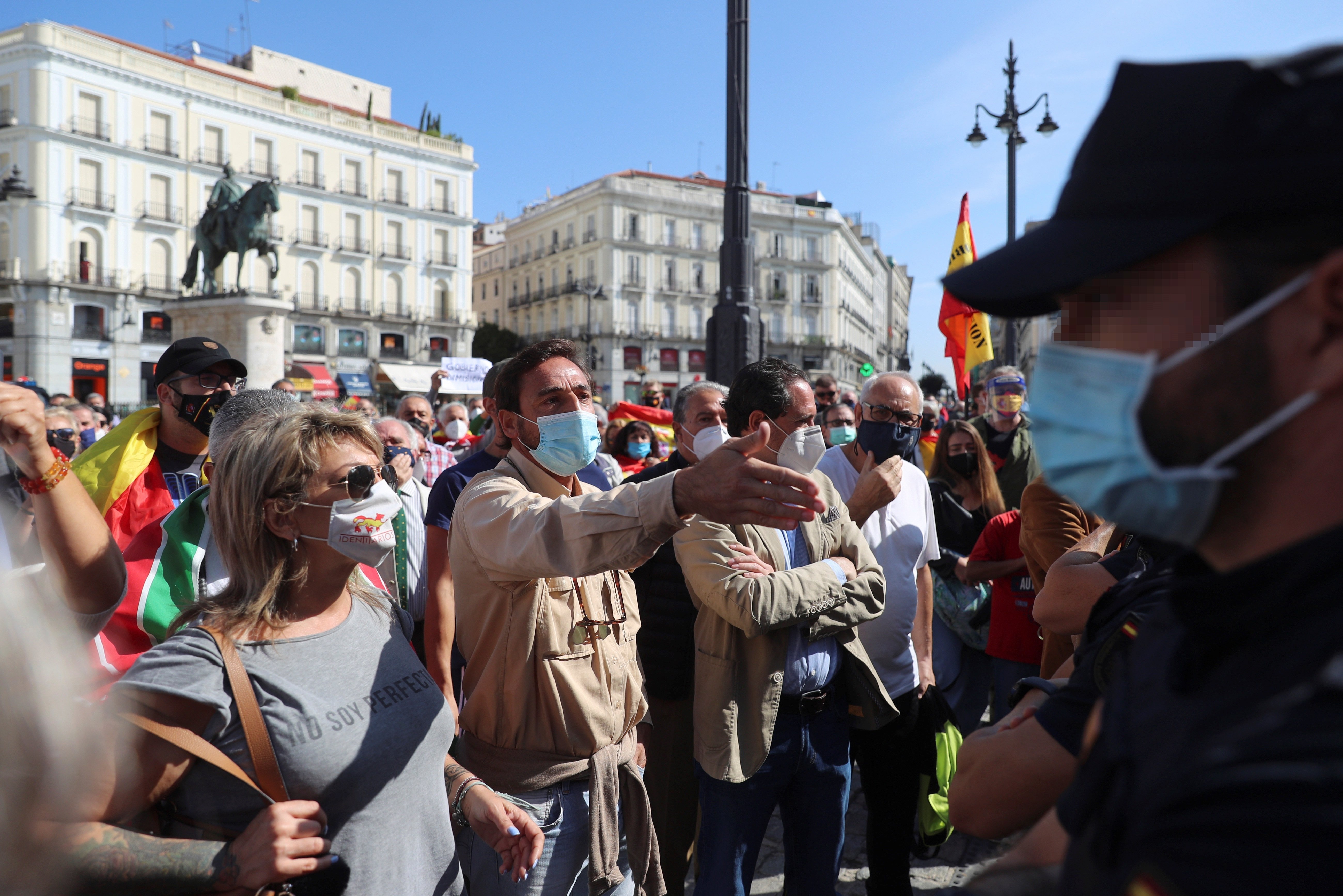 'Financial Times' destaca el desastre sanitario de Madrid y lo contrapone con NY