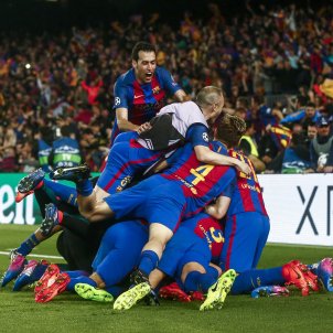 pinya celebracio barça gol sergi roberto barça psg EFE pinya celebracio barça gol sergi roberto barça psg EFE