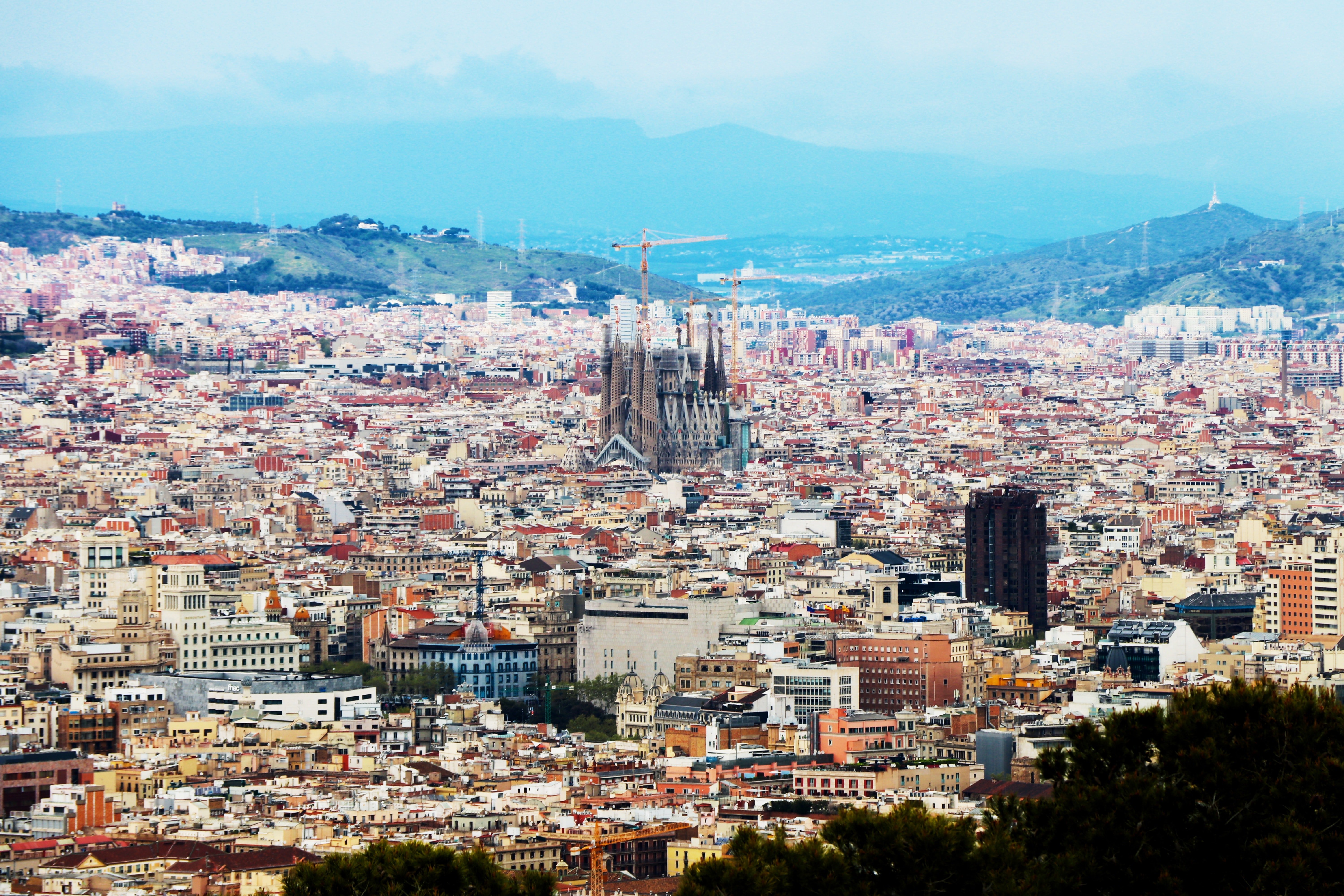 Las ciudades catalanas con más de 100.000 habitantes