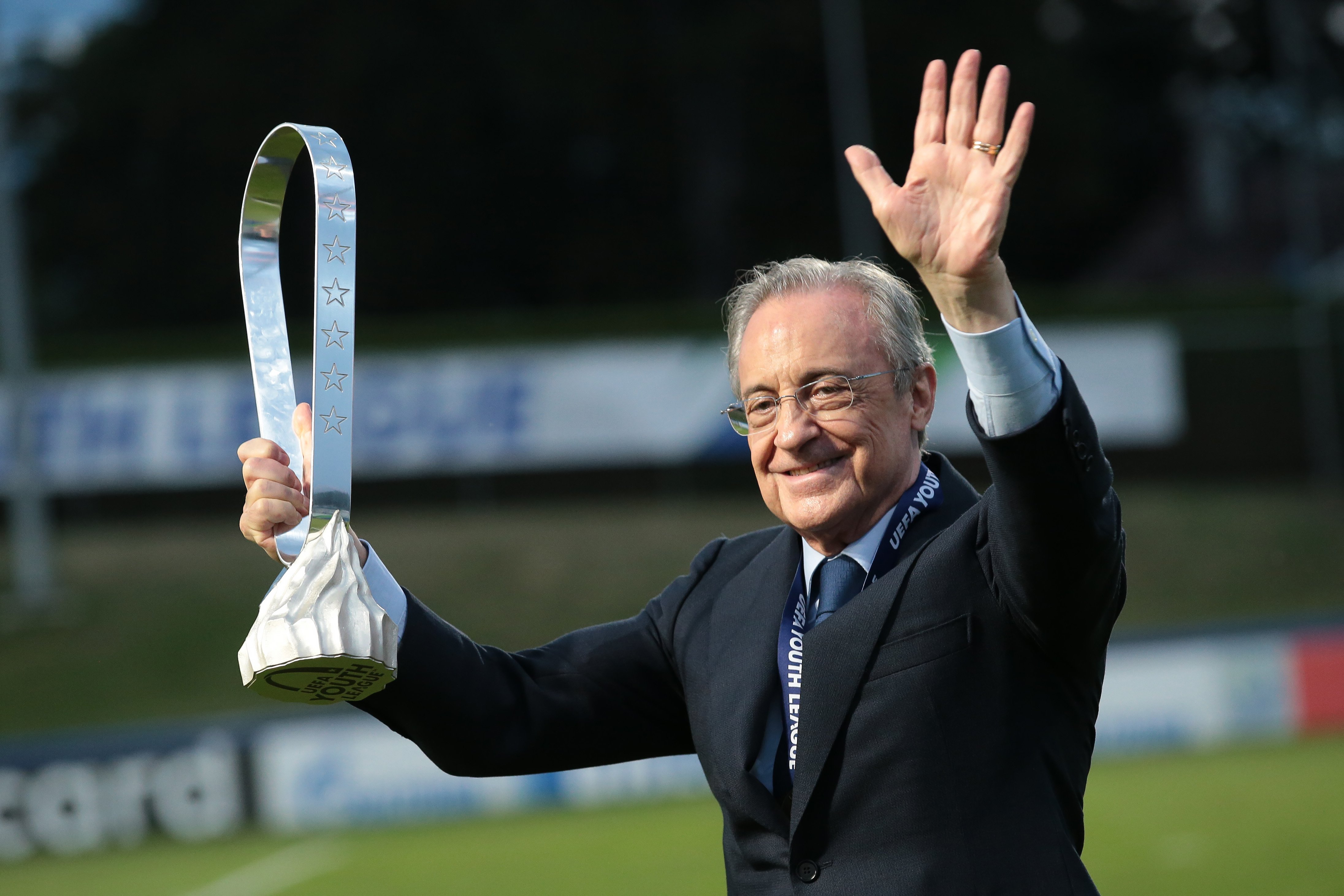 30 kilos y al Real Madrid, Alemania confirma la negociación con Florentino Pérez, el Barça también lo quiere