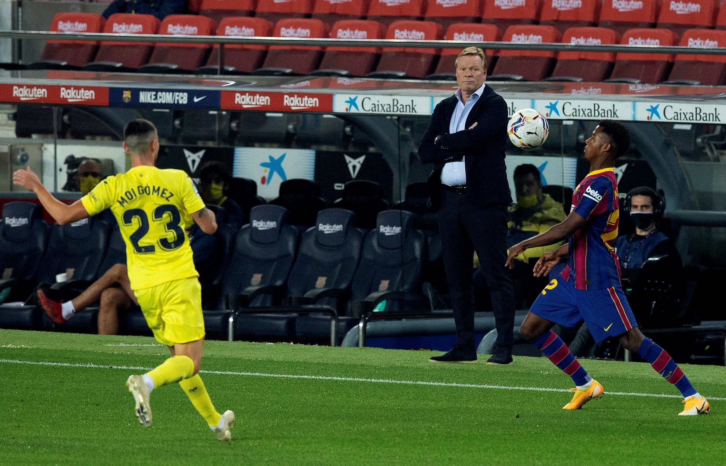 Koeman se lleva su primer baño táctico