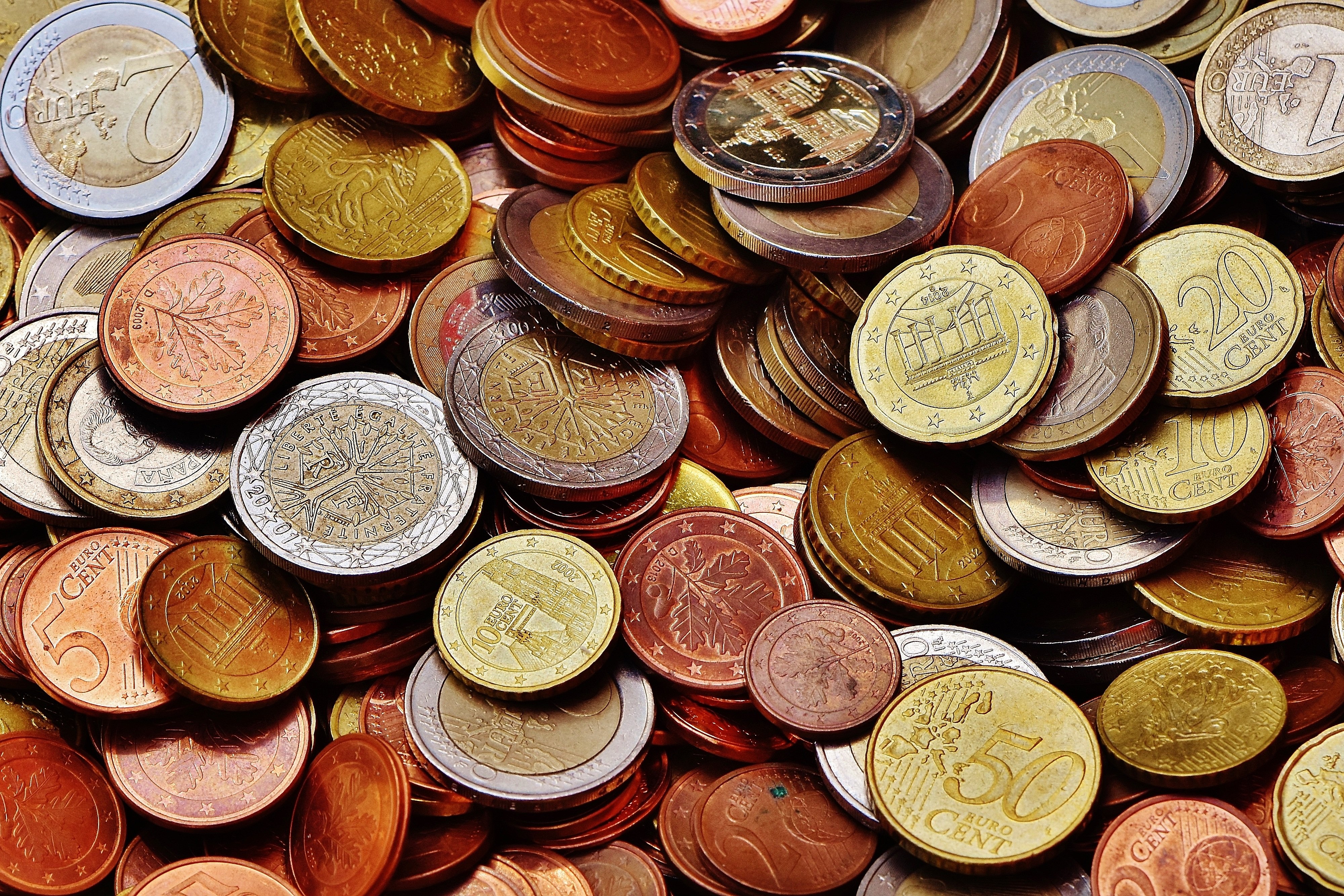 Bruselas planea eliminar las monedas de 1 y de 2 céntimos de euro