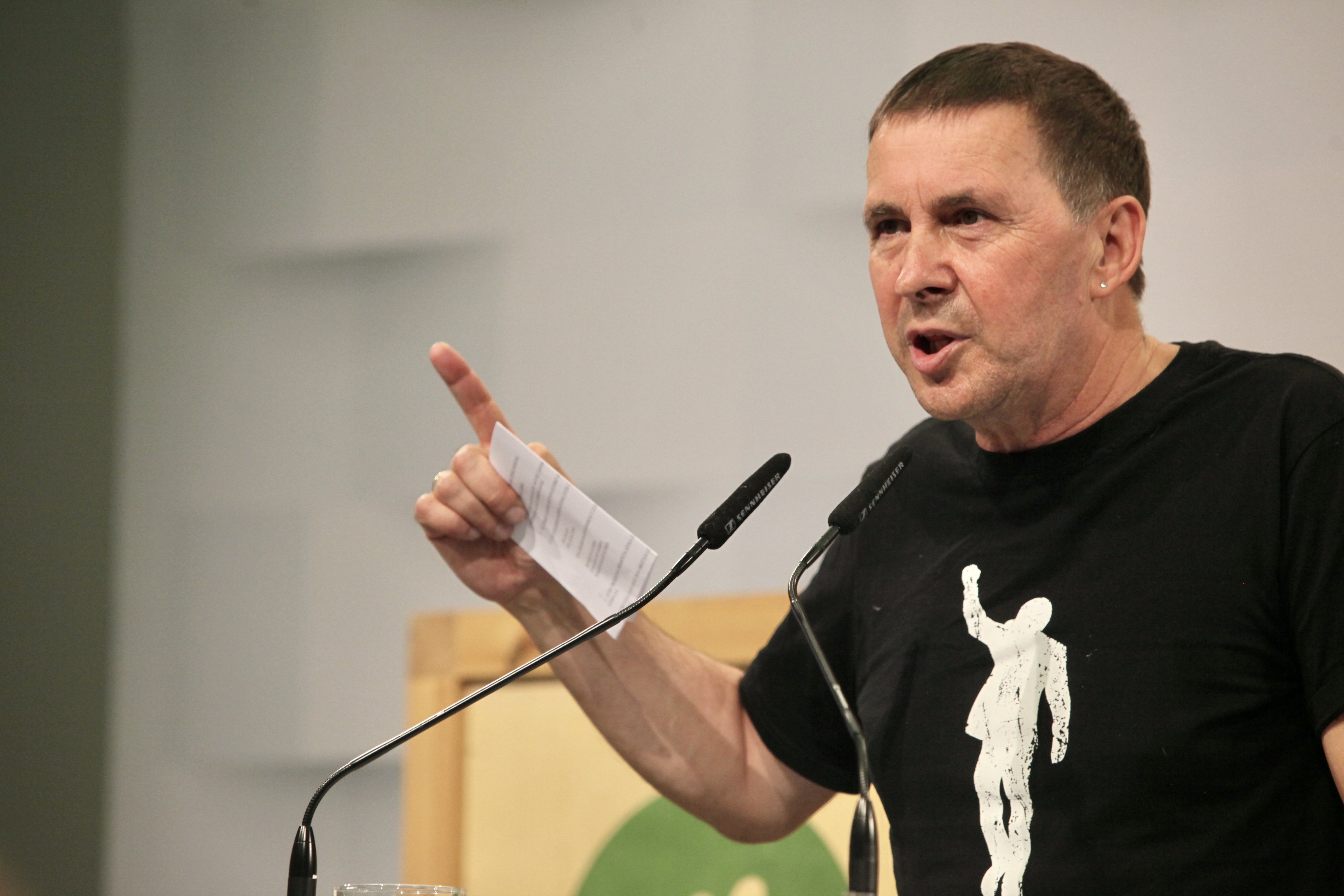 Otegi assegura que només el poble pot jutjar Torra