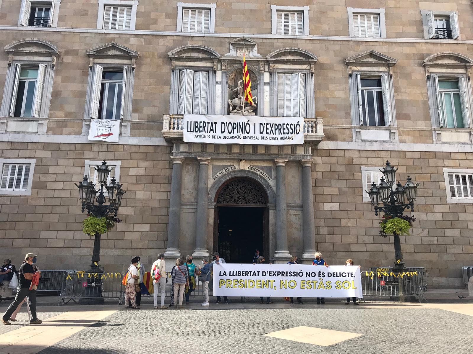 Manifestació inhabilitació Torra / Alba Domingo