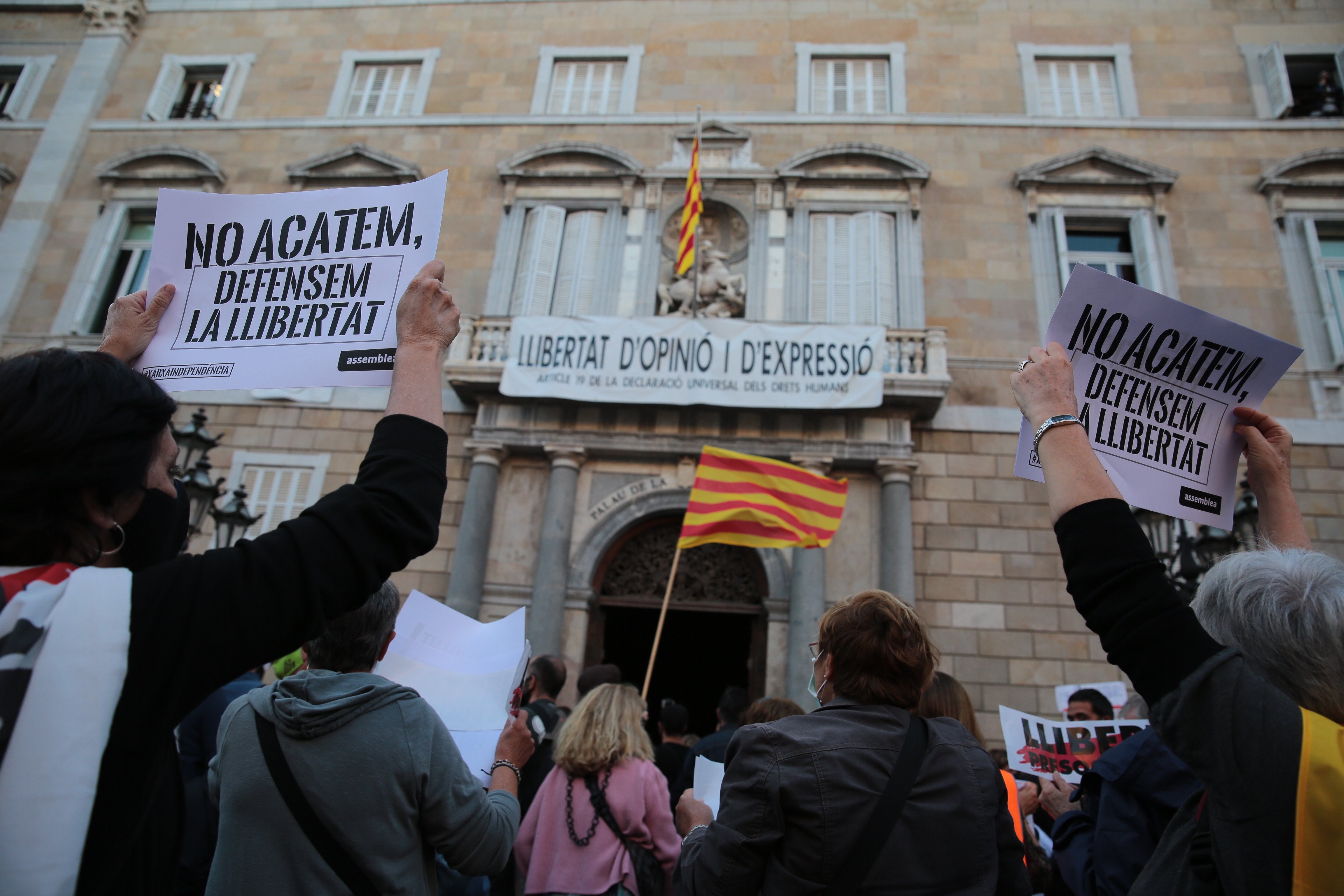 Manifestaciones por todo el país contra la condena al president Torra