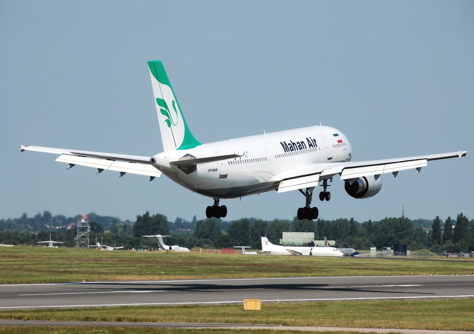 Mahan Air unirá Barcelona y Teherán en verano