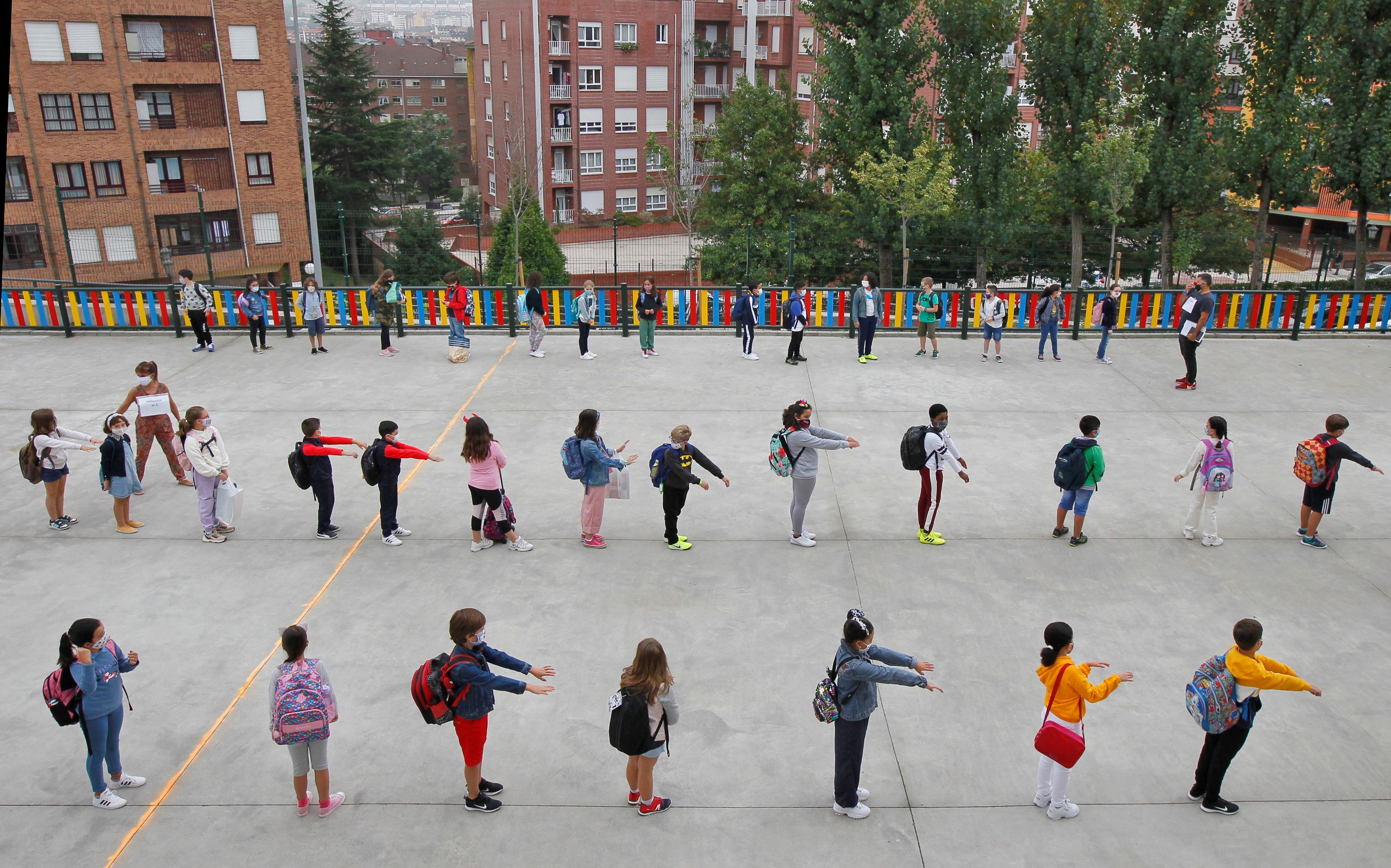 Salut prevé hacer 20.000 PCR en colegios en una primera fase de cribados