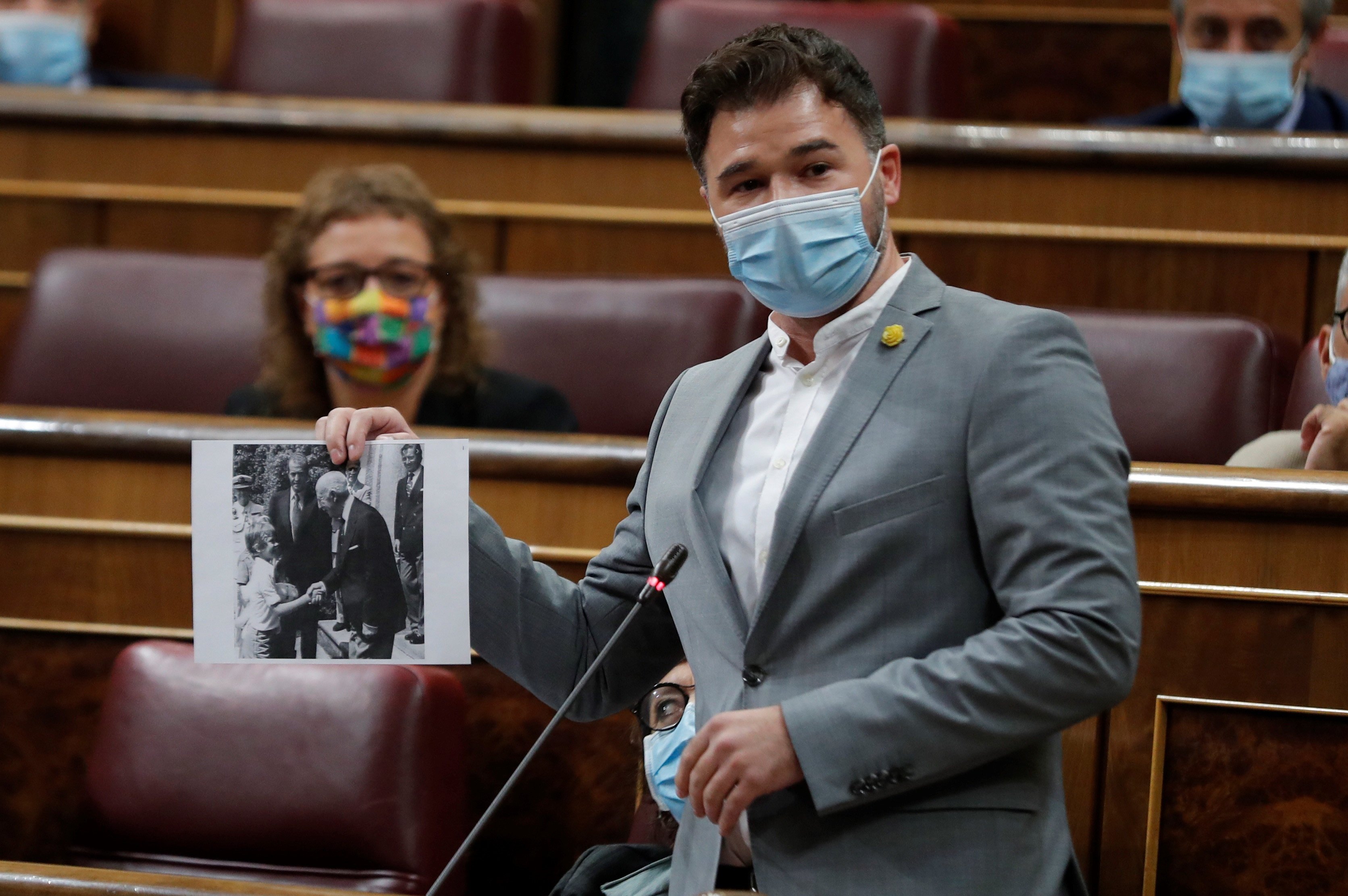 Rufián escalfa el Congrés: "Vox té 53 diputats, 52 aquí i un a la Zarzuela"