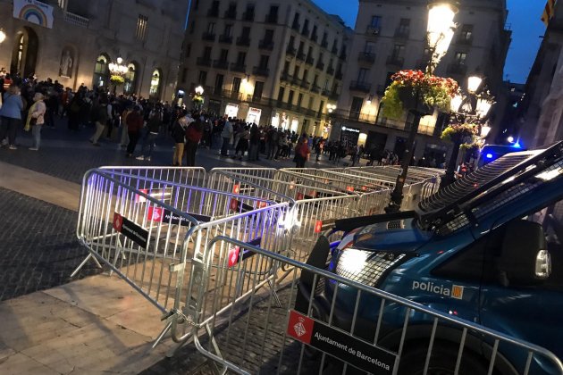 concentración plaza san jaume 1 octubre aniversario|cumpleaños - Guillem Ramos