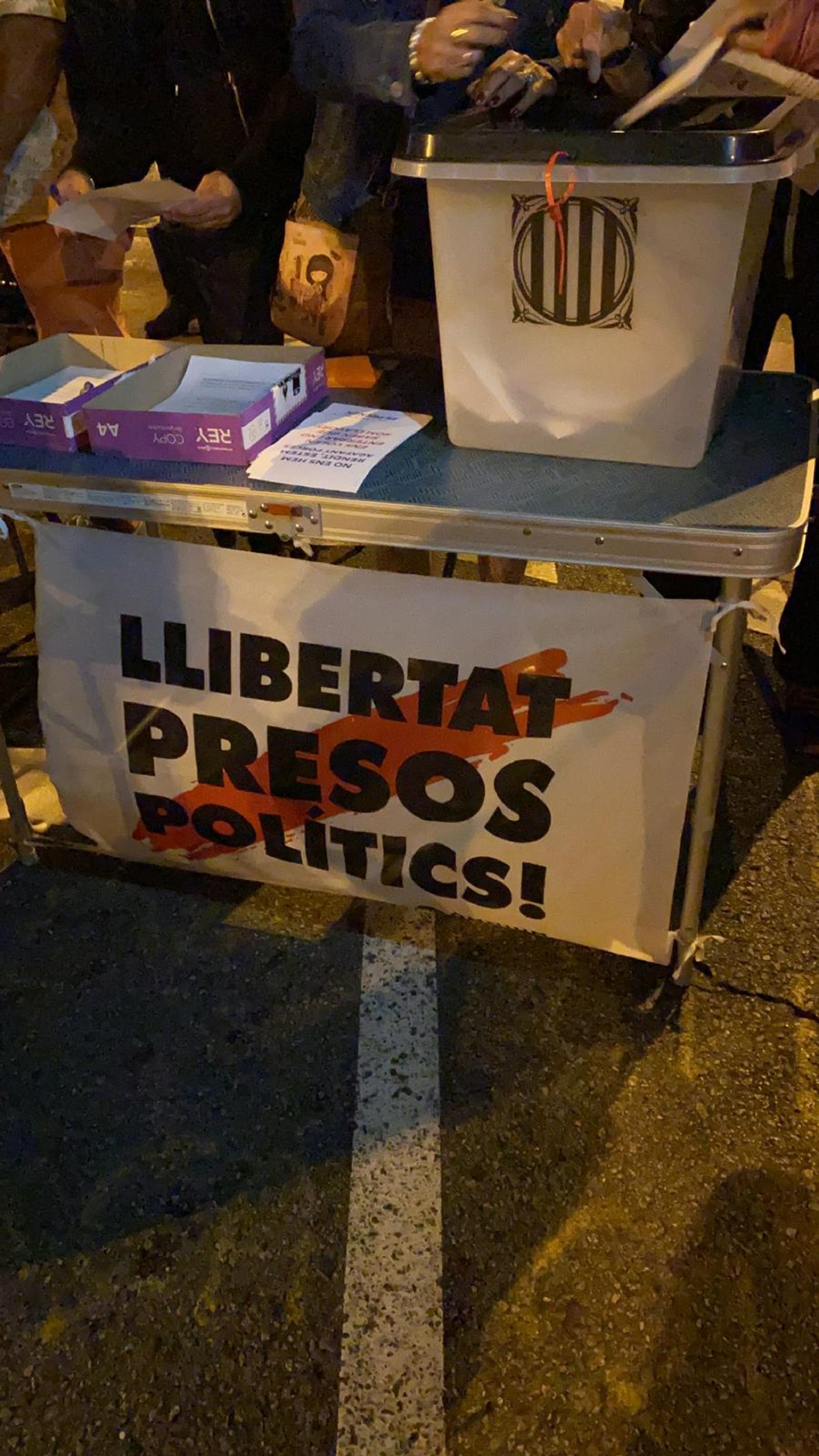 Meridina votacio tres años 1-O / M.Mercè