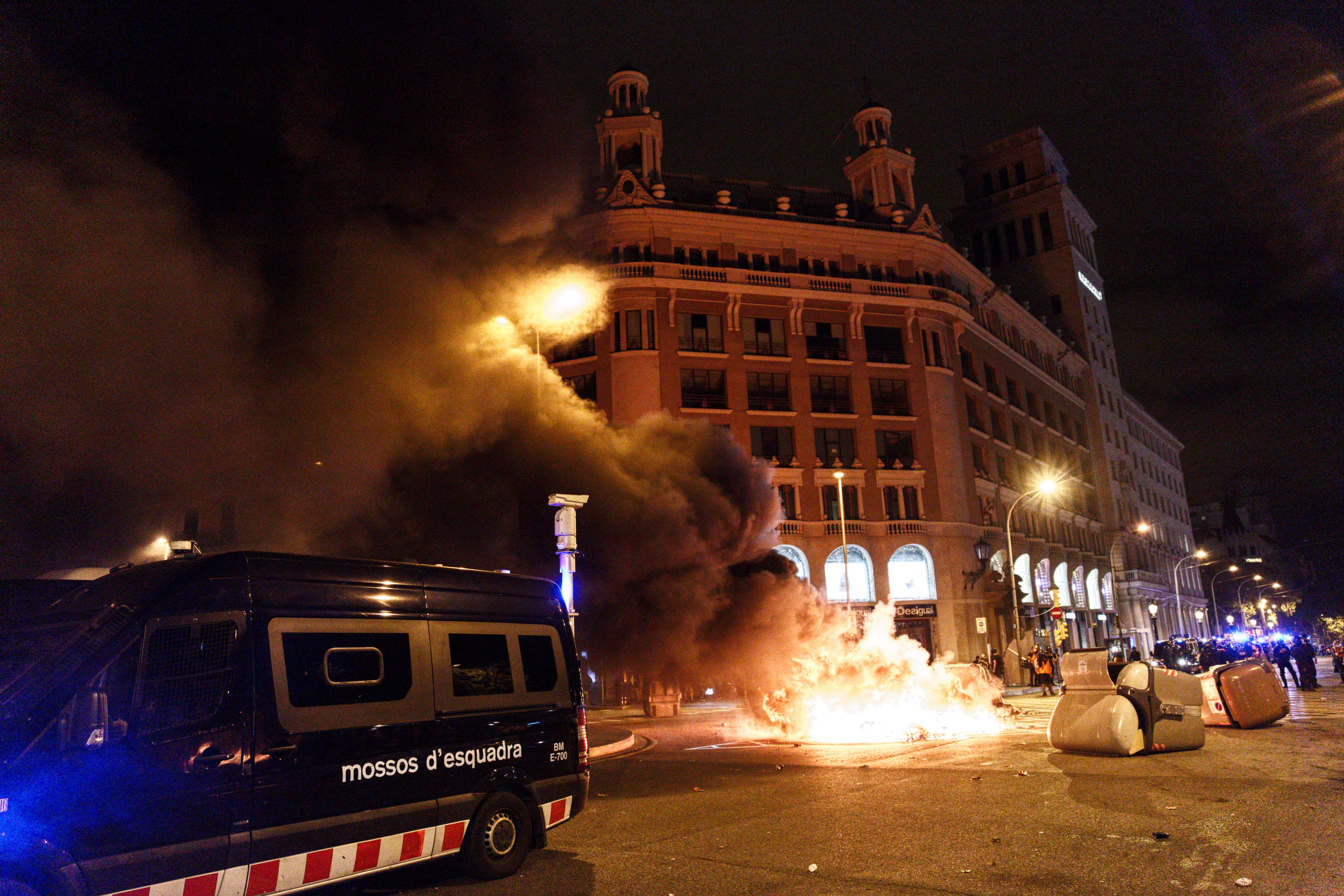 Cs demana la compareixença del conseller Sàmper per les protestes de l'1-O