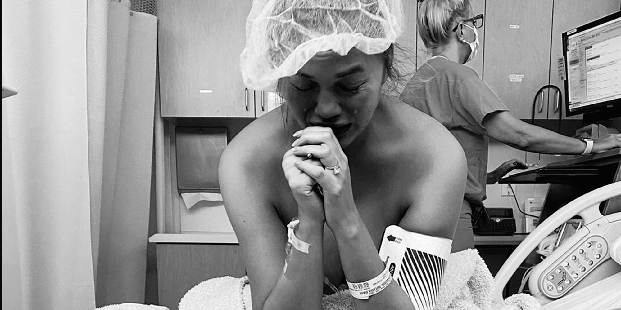 Chrissy Teigen rota pel dolor Instagram