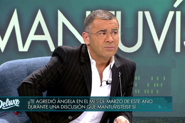 Jorge Javier Vázquez entrevista a Alina T5